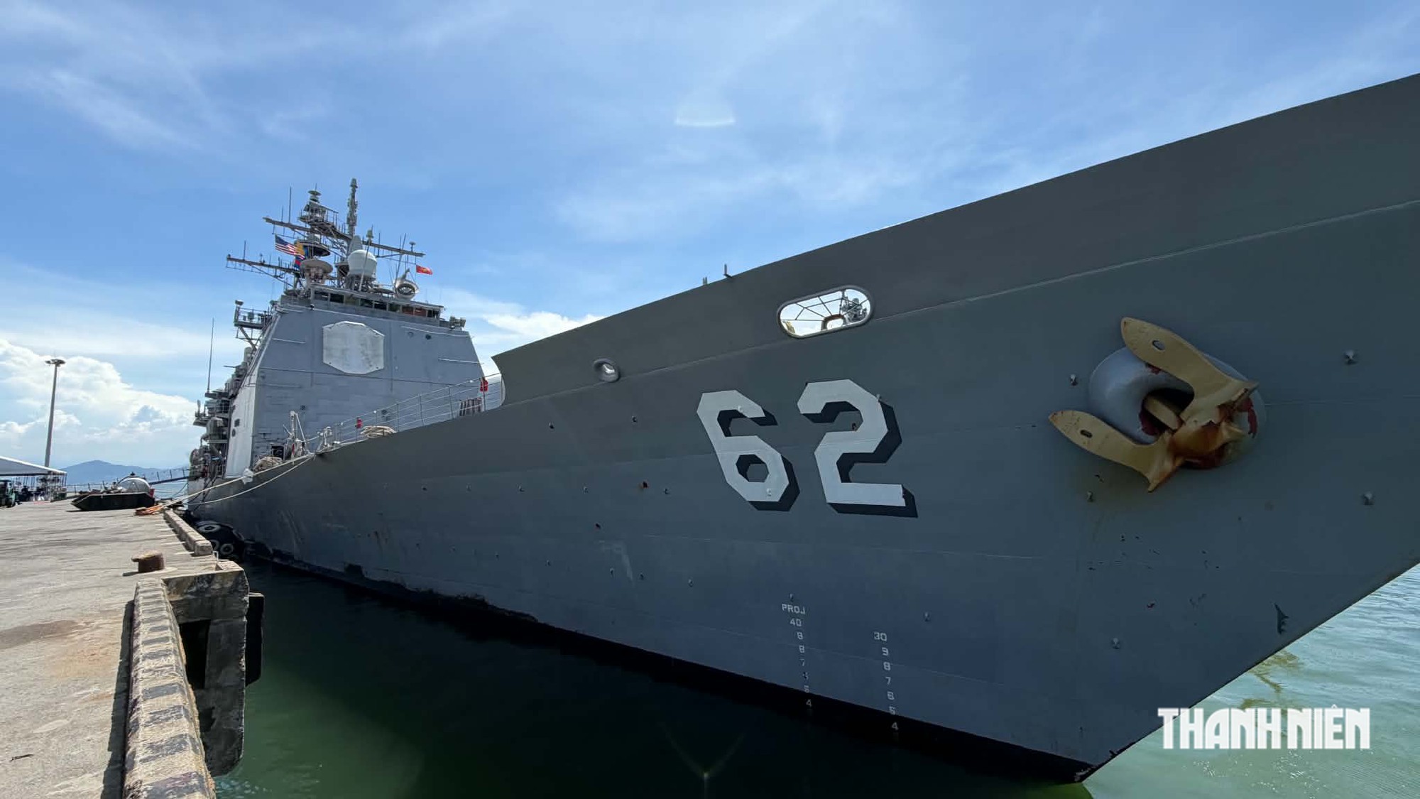 Tàu sân bay USS George Washington cập cảng Đà Nẵng, bắt đầu chuyến thăm Việt Nam- Ảnh 6.