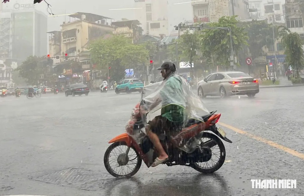 Dự báo thời tiết ngày 31.7: Cảnh báo mưa lớn cấp tập- Ảnh 1.
