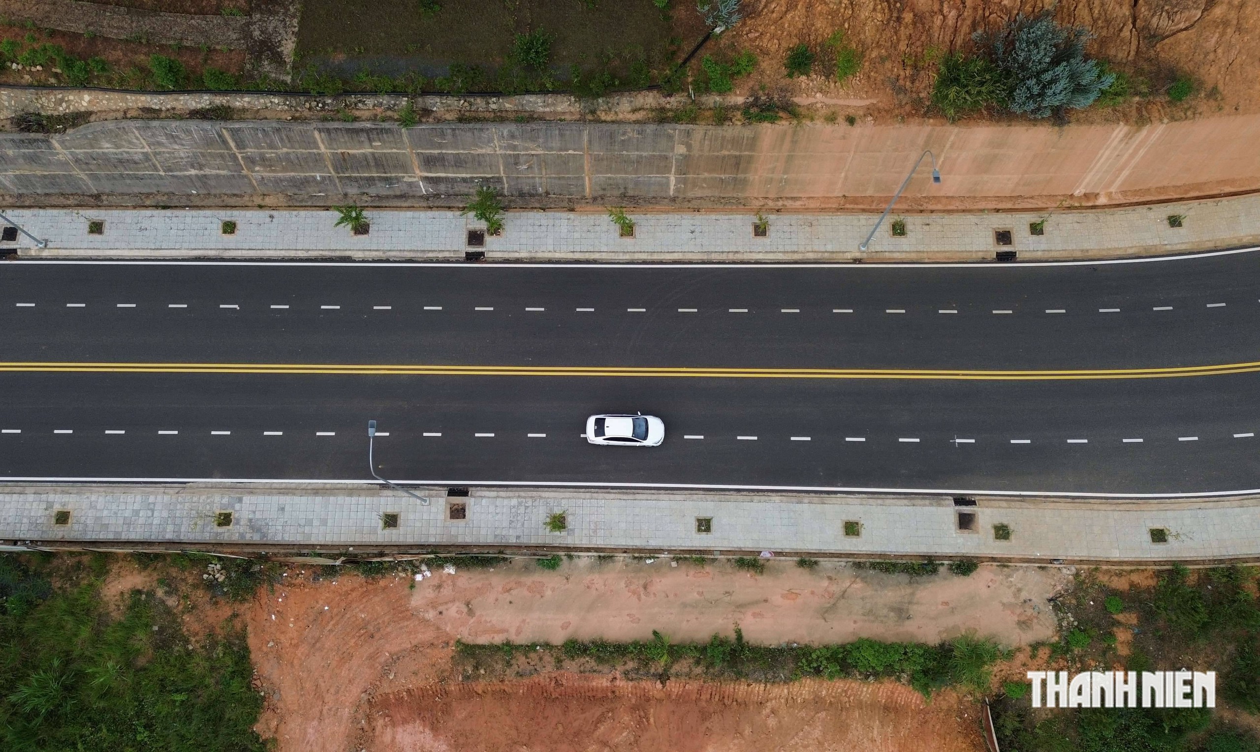 Đường vành đai Đà Lạt đẹp như dải lụa- Ảnh 3.