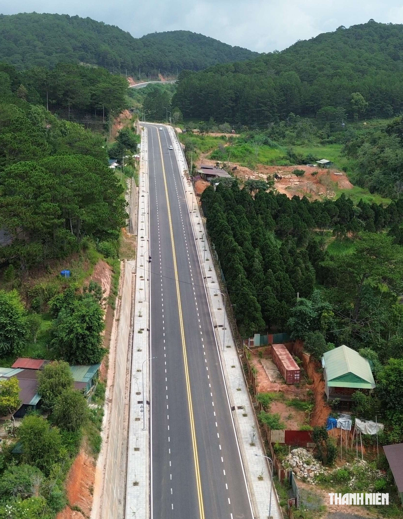 Đường vành đai Đà Lạt đẹp như dải lụa- Ảnh 4.