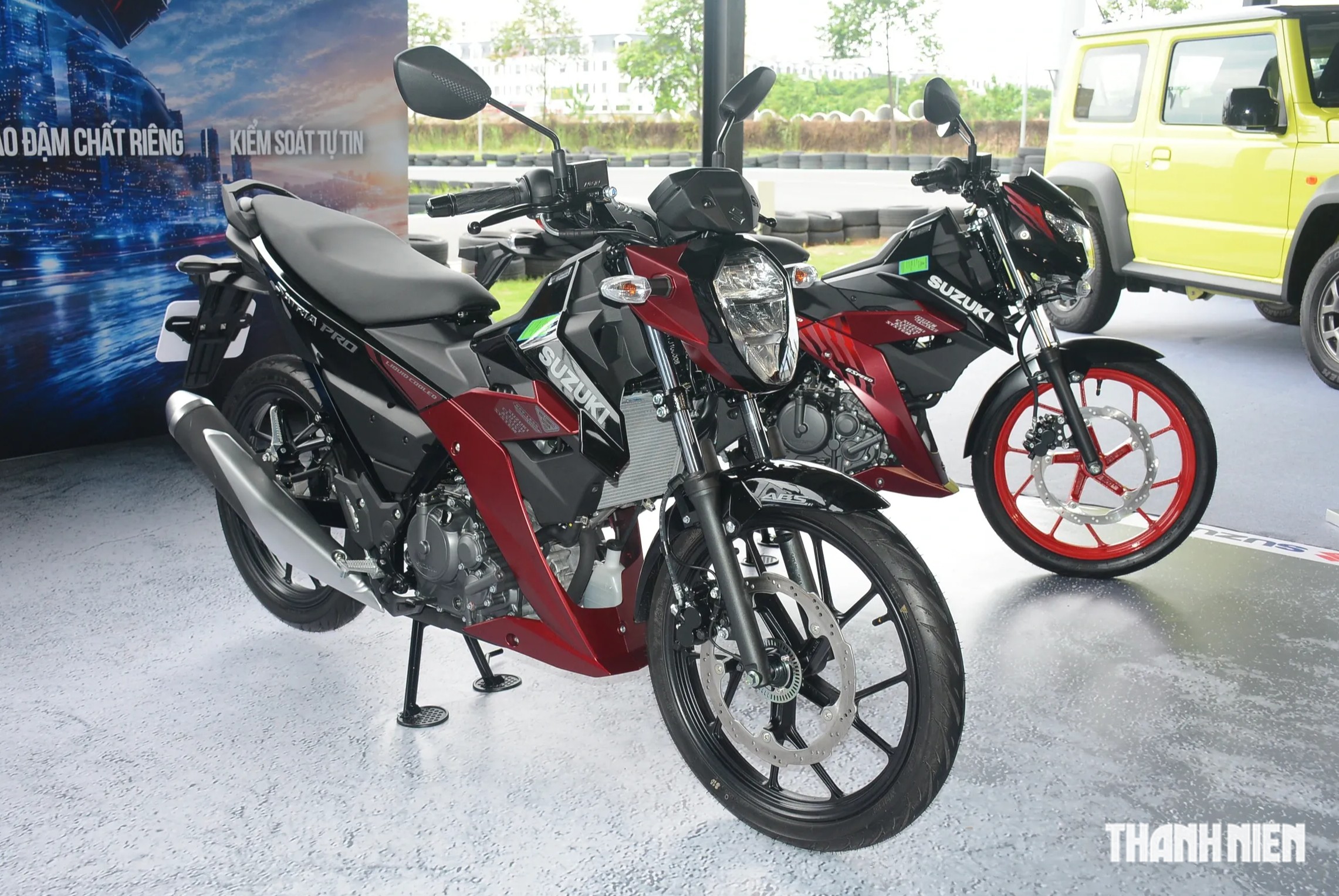 Xe máy xăng vẫn ồ ạt gia nhập thị trường Việt Nam Xe máy xăng vẫn dồn dập gia nhập thị trường Việt Nam - Ảnh 1.