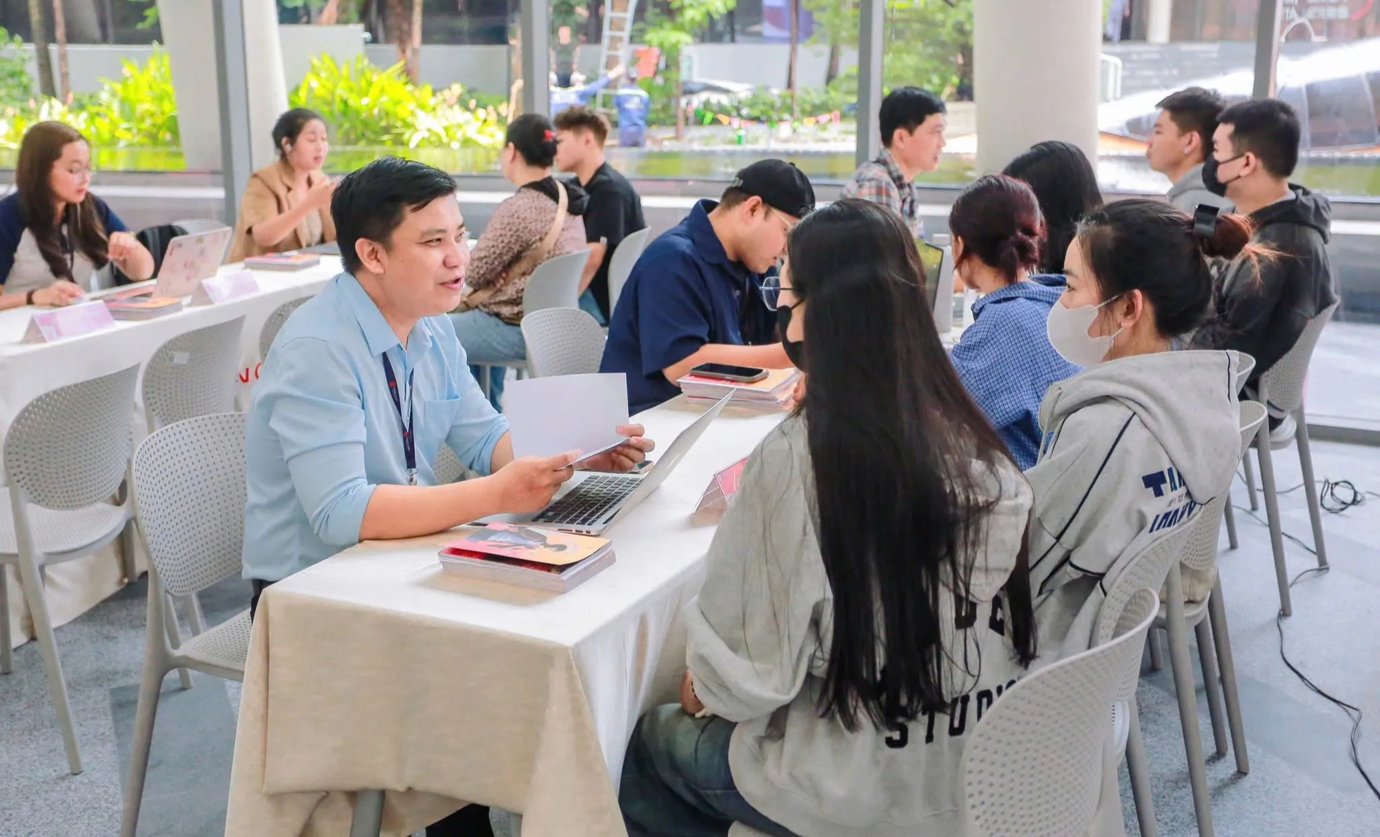 Đã có trường lấy điểm sàn xét tuyển ngành y khoa là 23 - Ảnh 1.