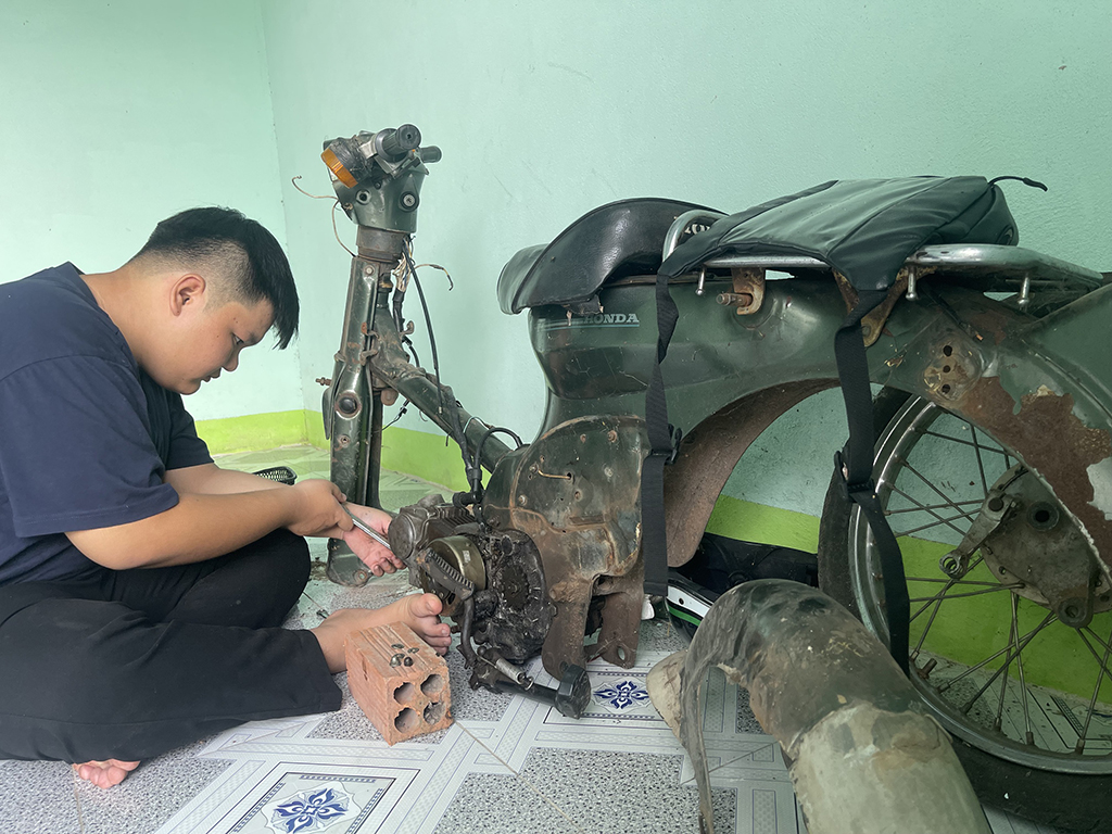 Xin cứu giúp cậu học trò mồ côi cha mẹ chỉ mong được học đại học - Ảnh 2.