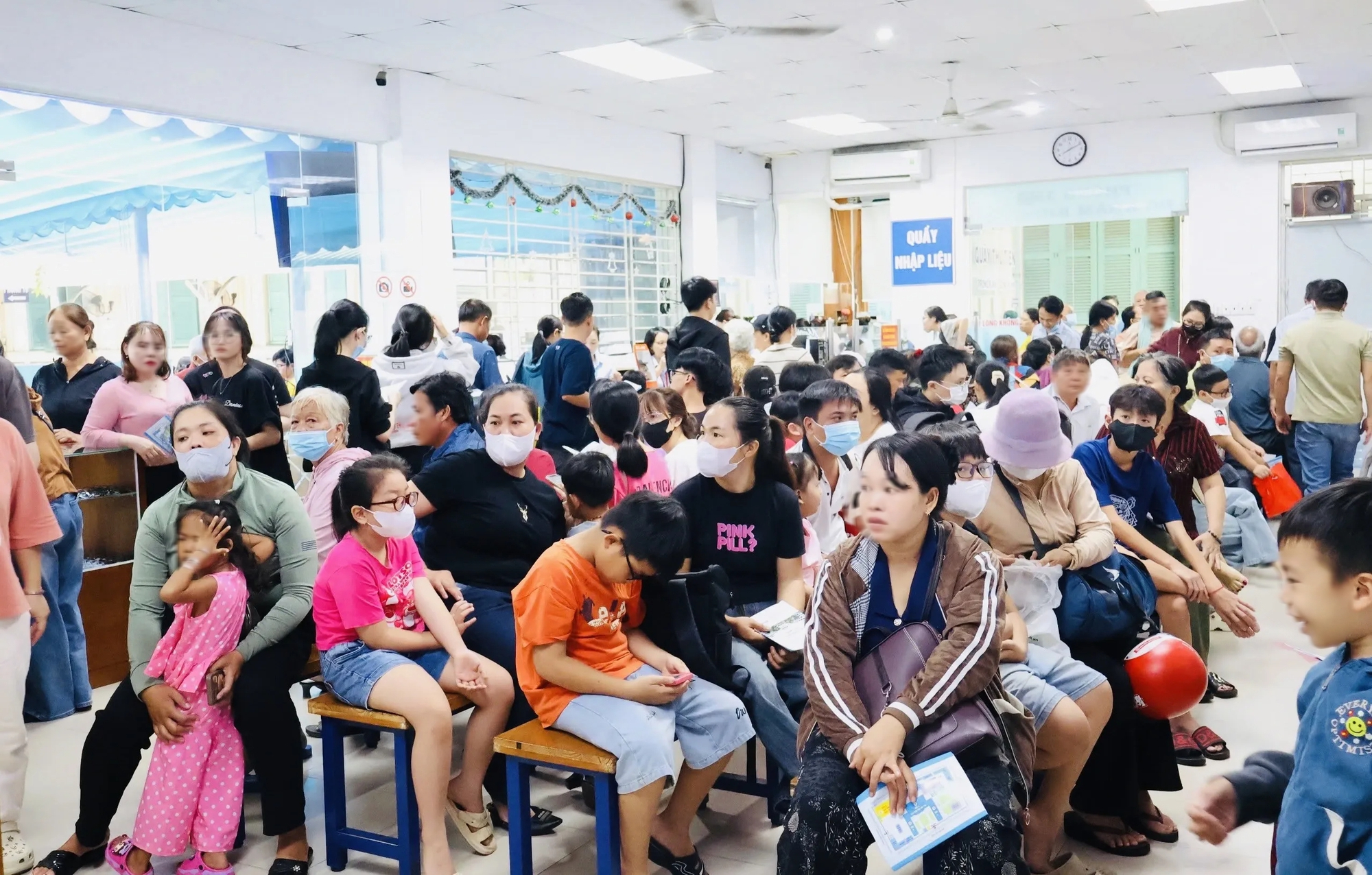 Báo động cận thị ở trẻ em- Ảnh 6.