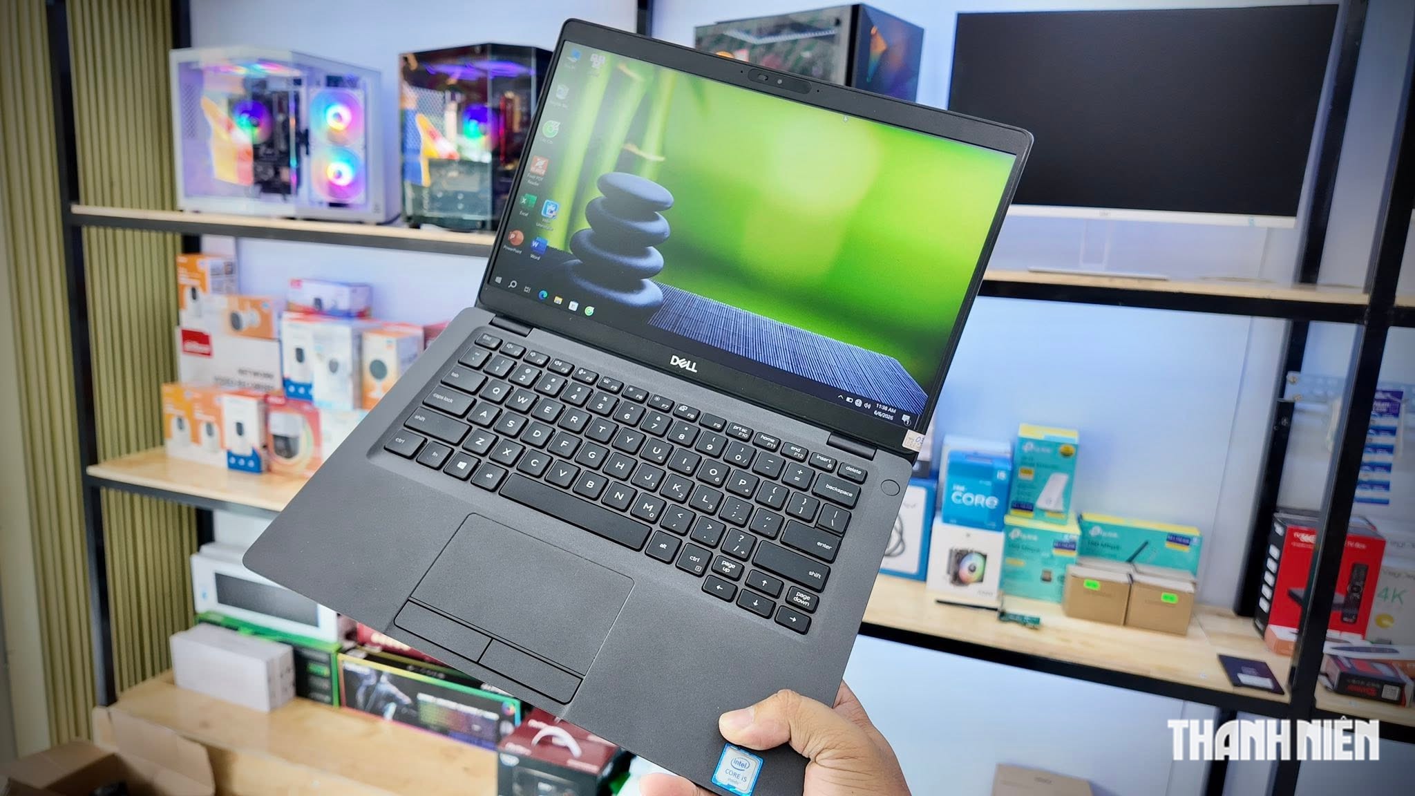 4 thương hiệu laptop đặt tiêu chí dễ sửa chữa lên hàng đầu - Ảnh 1.
