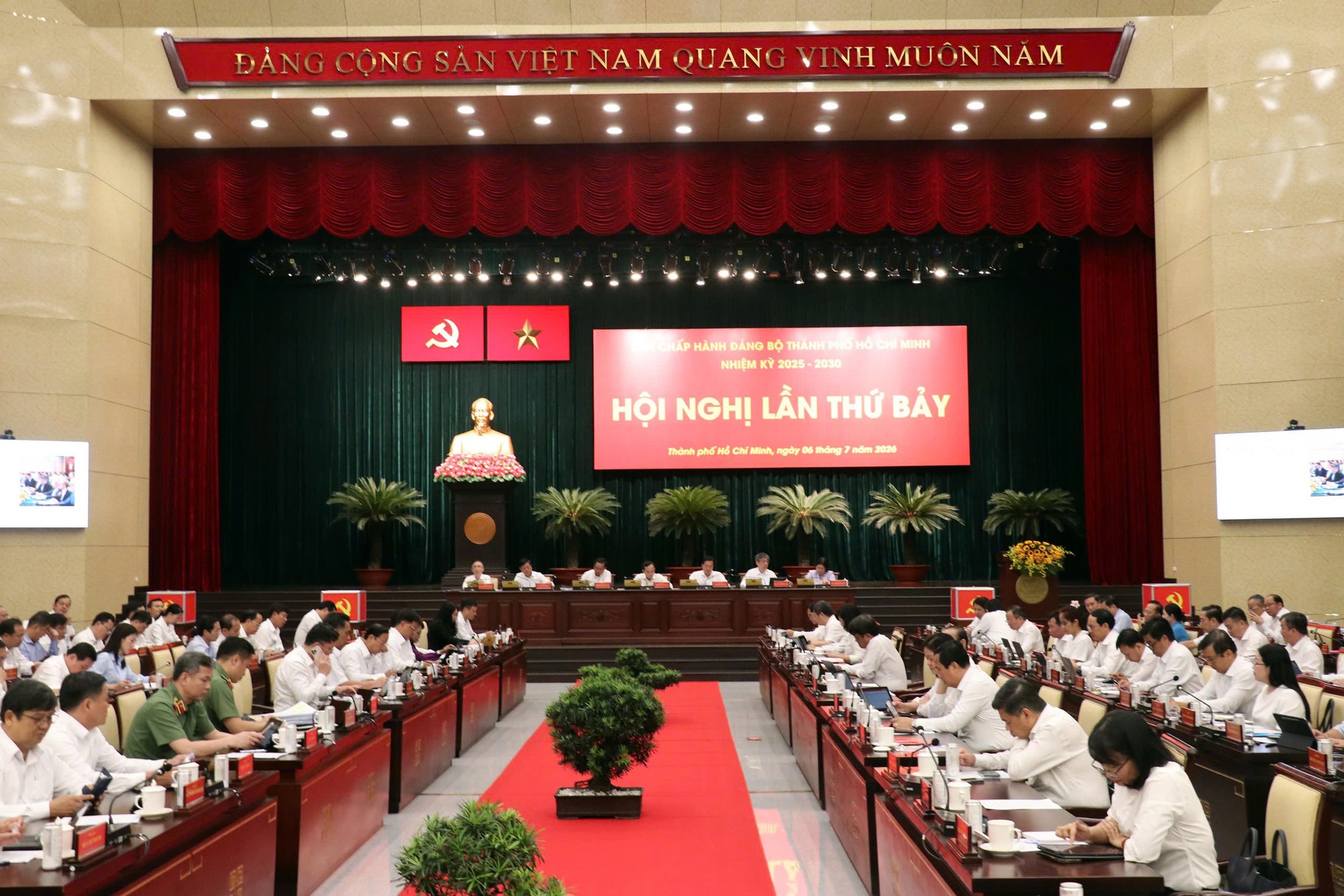 Bí thư Trần Lưu Quang: Trình Quốc hội luật Đô thị đặc biệt trong tháng 8.2026- Ảnh 2.