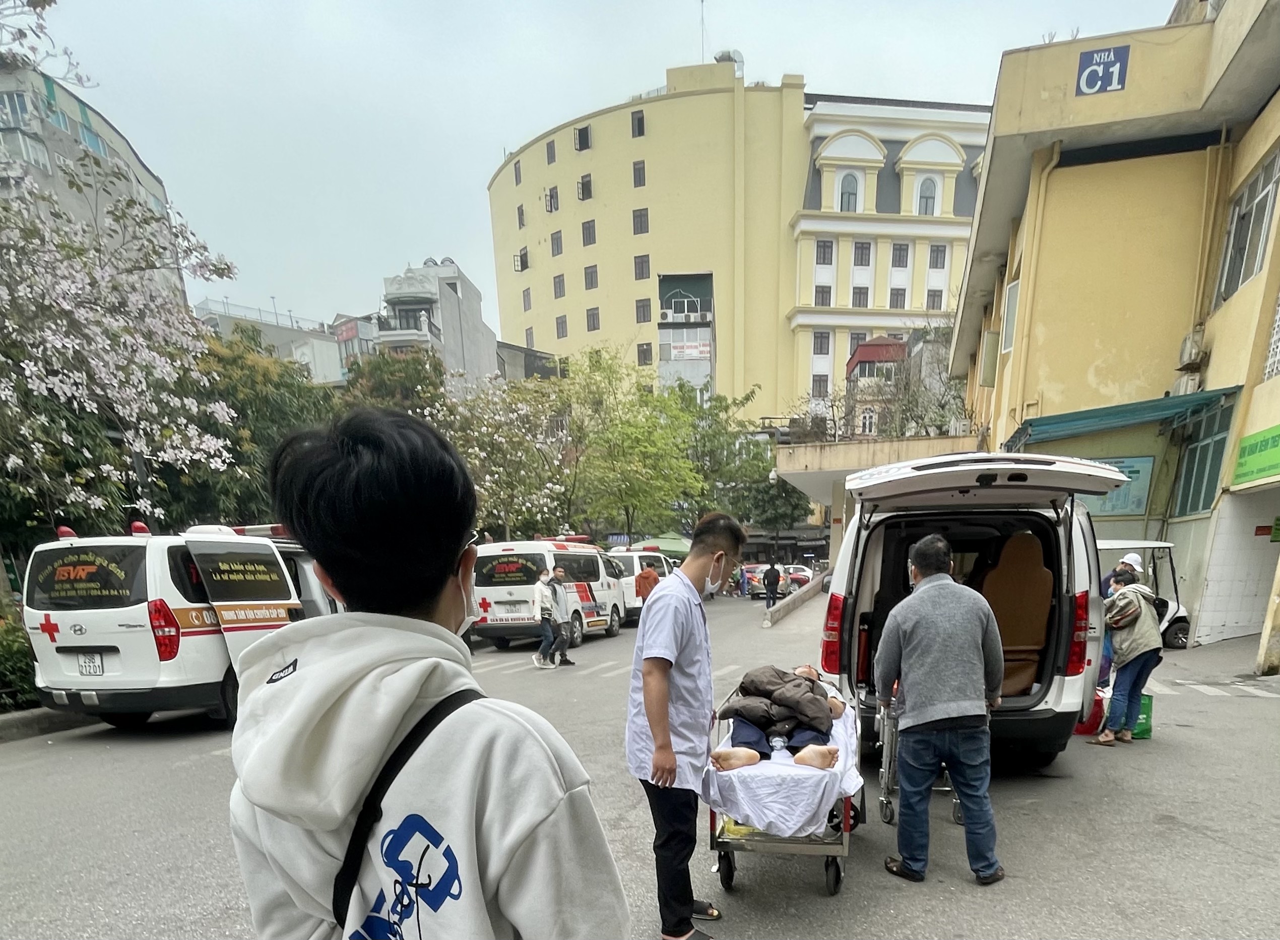 5 chuyên khoa đầu tiên đón bệnh nhân tại Bệnh viện Việt Đức cơ sở Ninh Bình - Ảnh 1.