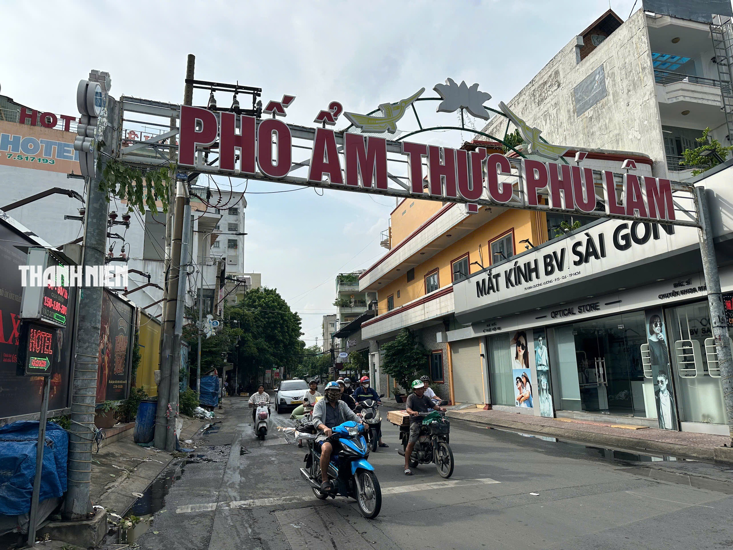 'Quán ăn TP.HCM đóng cửa vì... chủ trúng số': Thình lình đổi đời, bạn có nghỉ việc? - Ảnh 3.