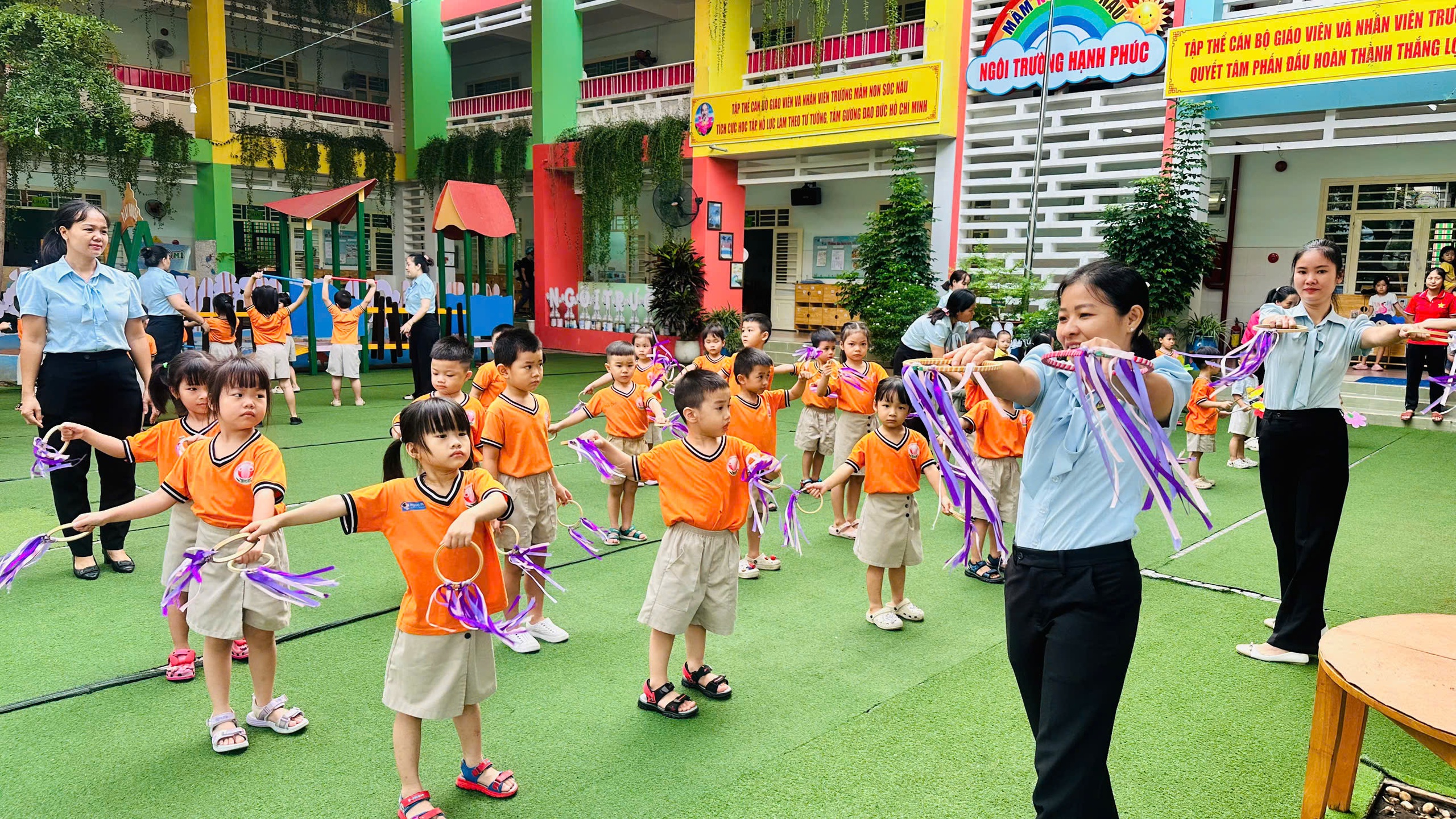 Trẻ mầm non TP.HCM làm gì ở trường trong hè?- Ảnh 5.