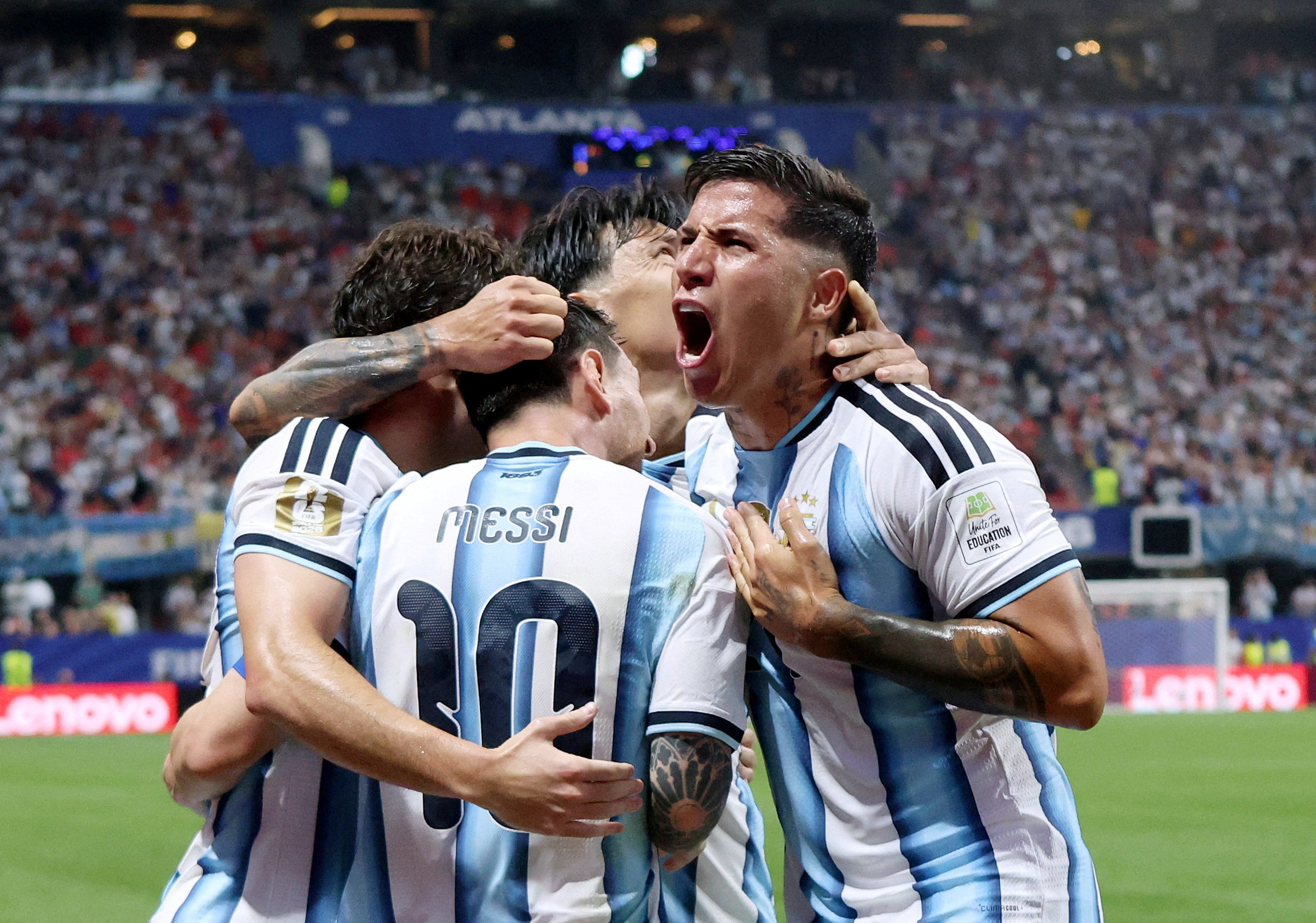 Báo Argentina: 'Phép màu Messi giúp chúng ta thắng ngoạn mục Ai Cập, thách  thức cả logic'