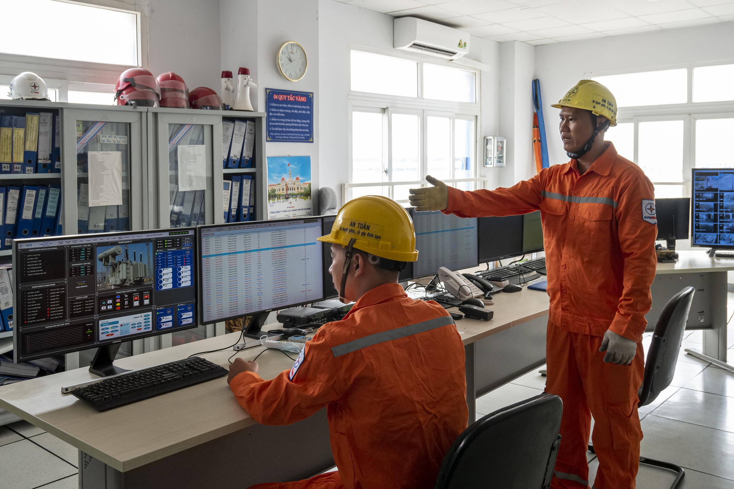 Ảnh dự thi: Nhà máy điện công nghệ cao - Ảnh 4.