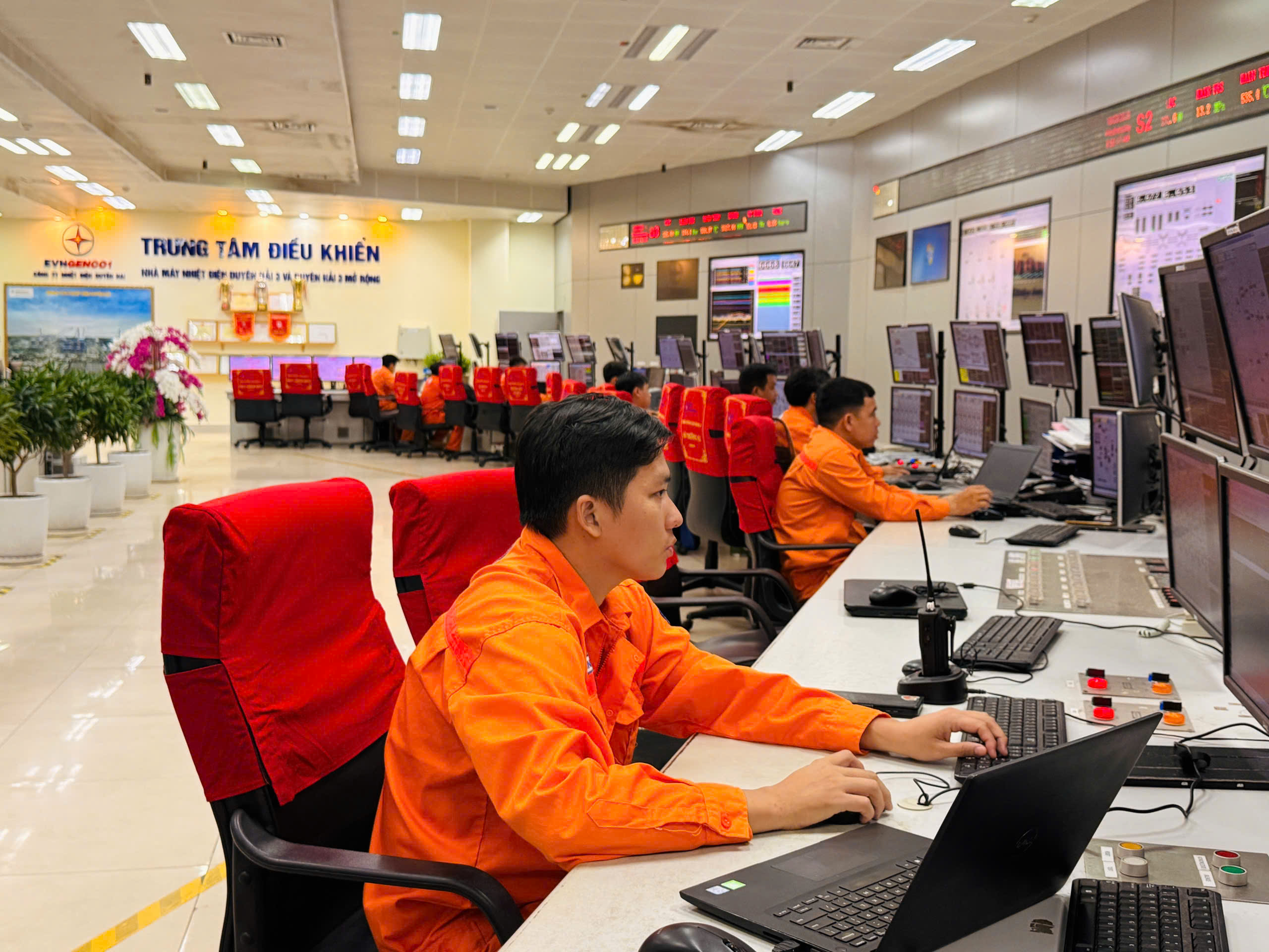 Nhiệt điện Duyên Hải: Vận hành an toàn, quyết tâm hoàn thành kế hoạch năm 2026 - Ảnh 2.