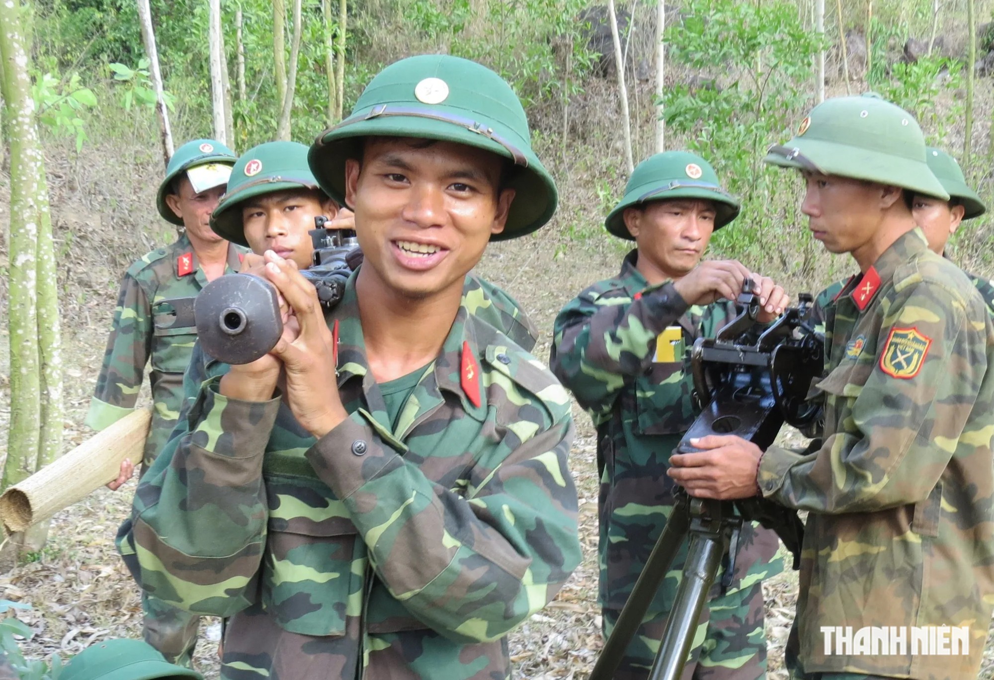 Cá từ biển lên rừng: Lính giữa rừng mong xe chở cá- Ảnh 5.