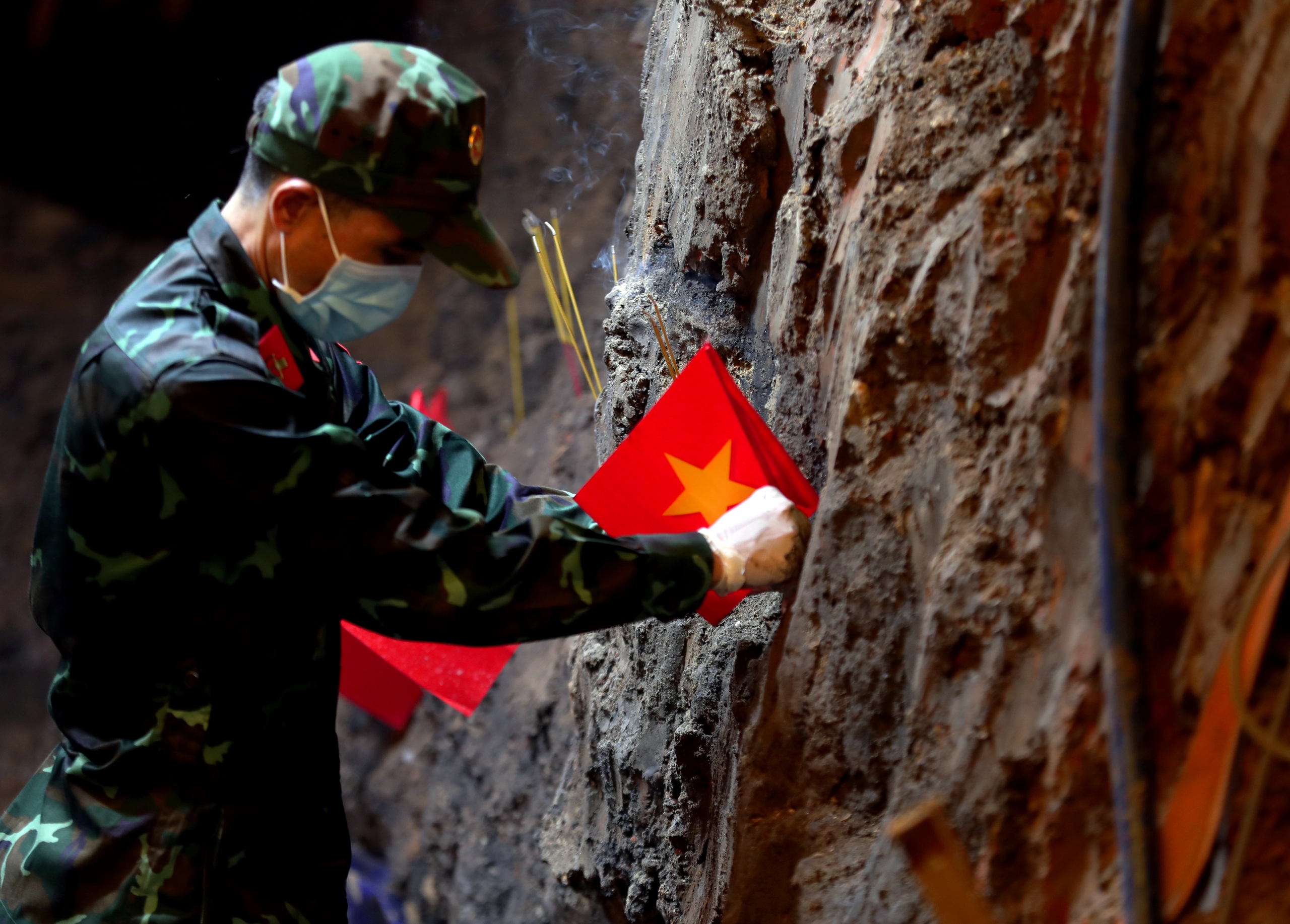 'Gọi tên những vì sao đất nước', chung nhịp đập từ trái tim yêu thương- Ảnh 2.