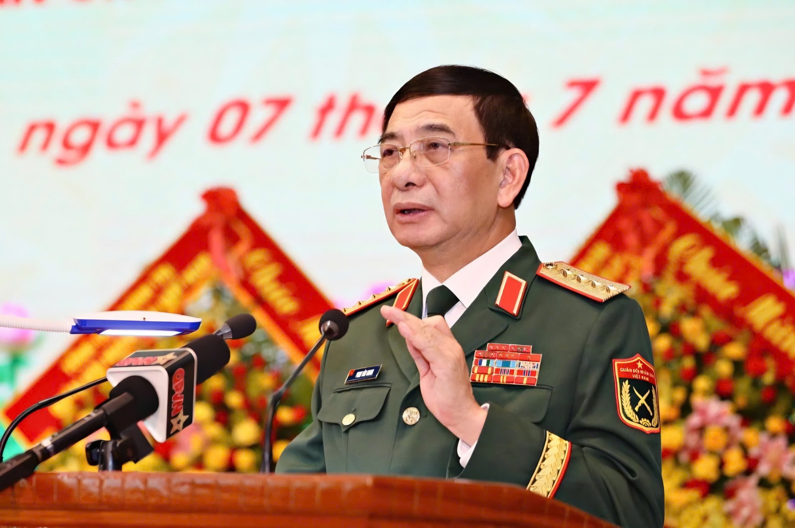 Học viện Lục quân đón nhận Huân chương Bảo vệ Tổ quốc hạng nhất - Ảnh 5.