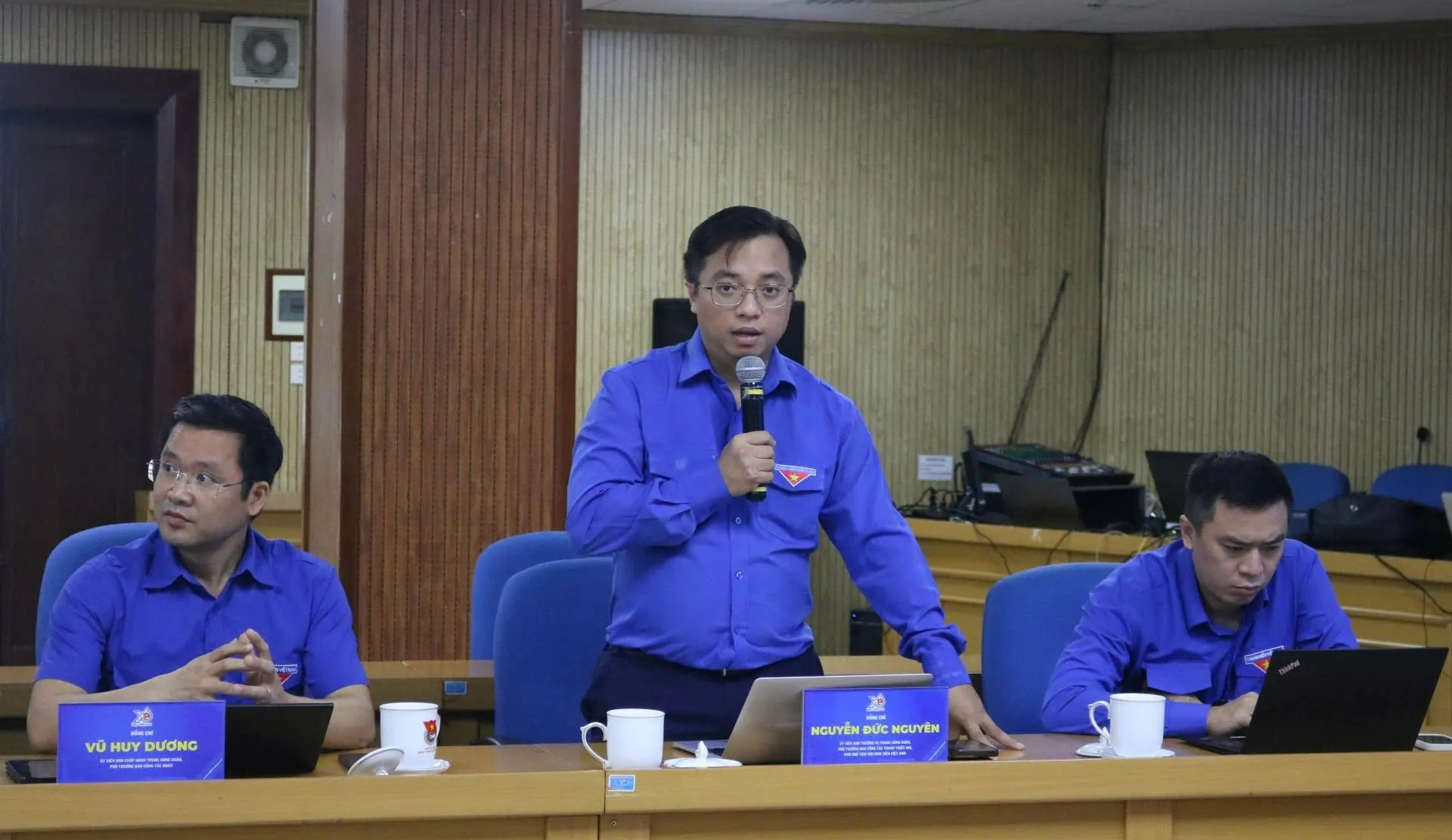 Bảo đảm cán bộ Đoàn nắm chắc định hướng, nhiệm vụ trong nhiệm kỳ mới- Ảnh 2.