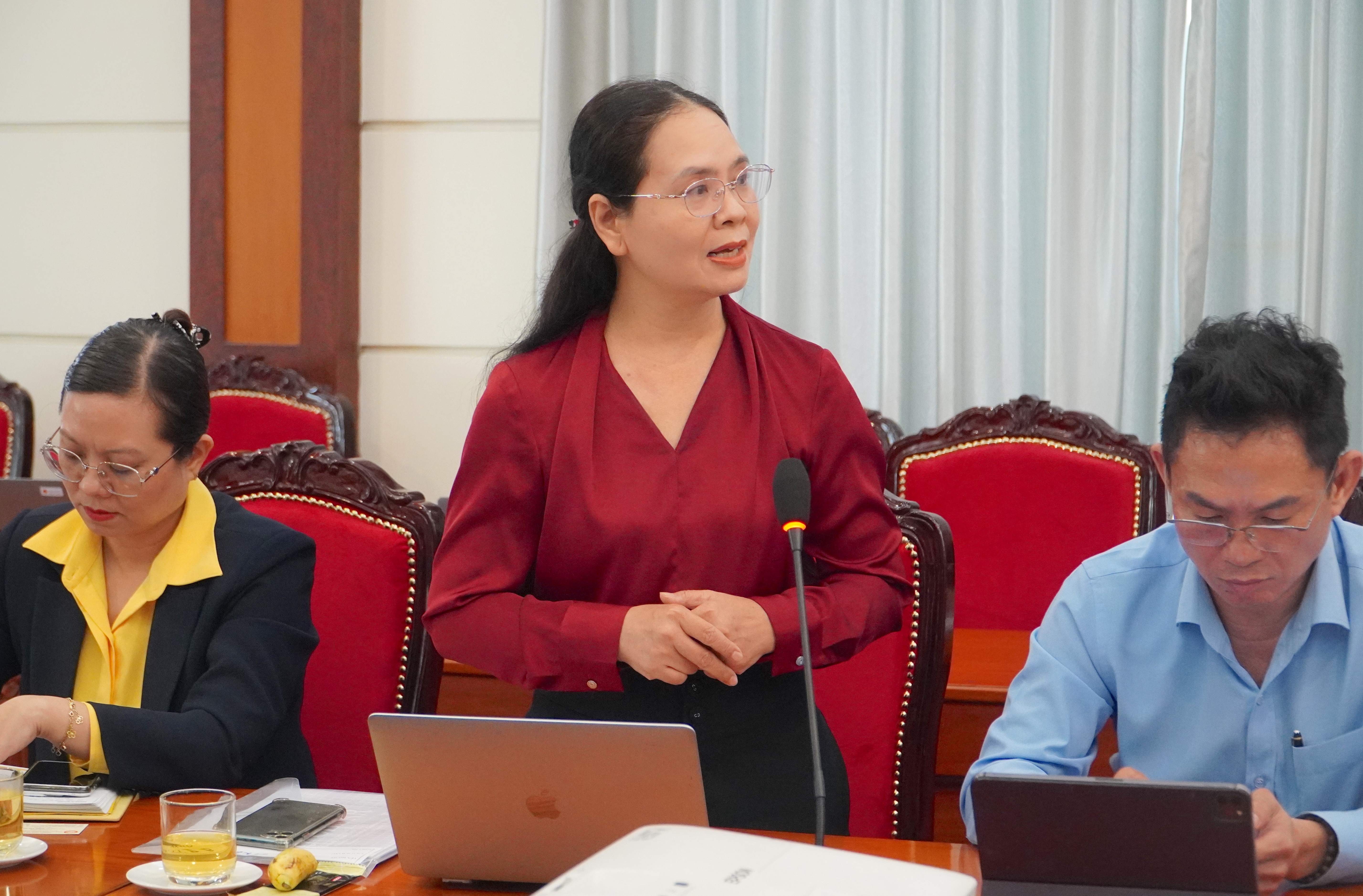 Lo ngại thủ tục chống rửa tiền làm tăng chi phí giao dịch nhà đất- Ảnh 2.