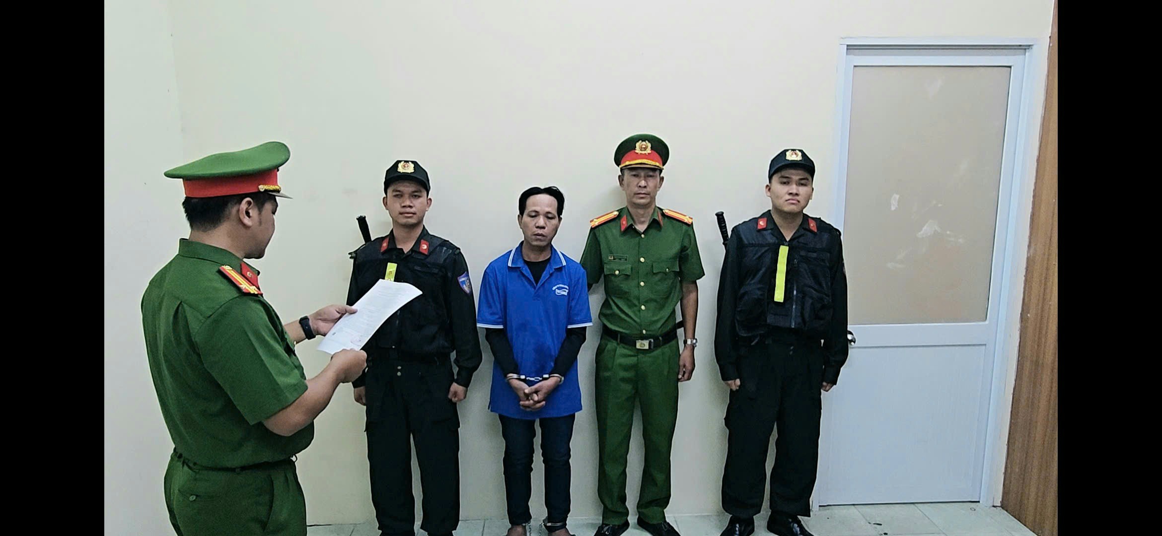 Công an TP.HCM bắt nghi phạm vụ thi thể người phụ nữ trong bao tải- Ảnh 1.
