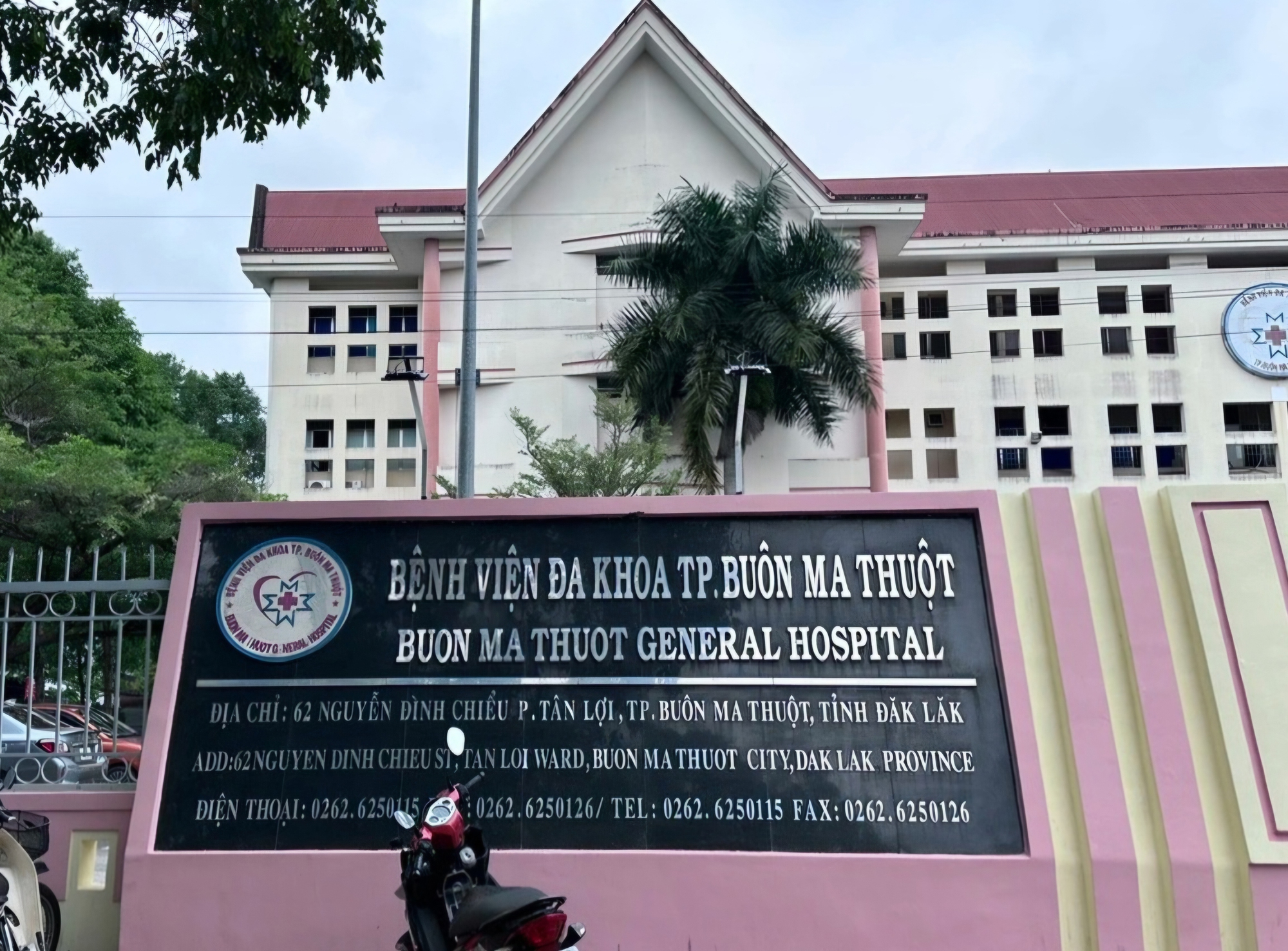 Bác sĩ bị cảnh cáo vì phản ánh 'vòi vĩnh' tiền sản phụ- Ảnh 1.