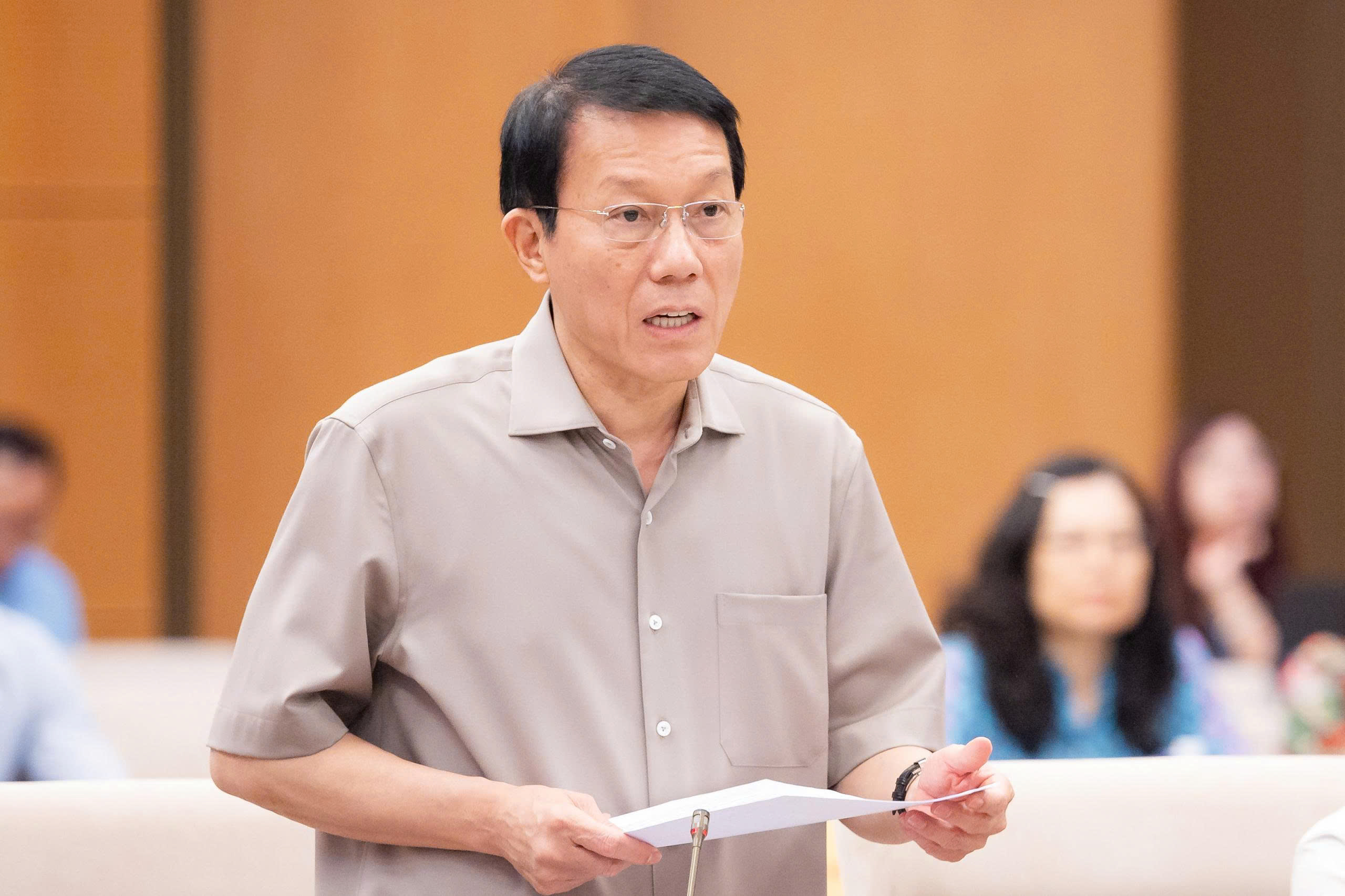 Tạo cơ sở pháp lý bảo vệ cán bộ năng động sáng tạo, dám nghĩ, dám làm - Ảnh 1.