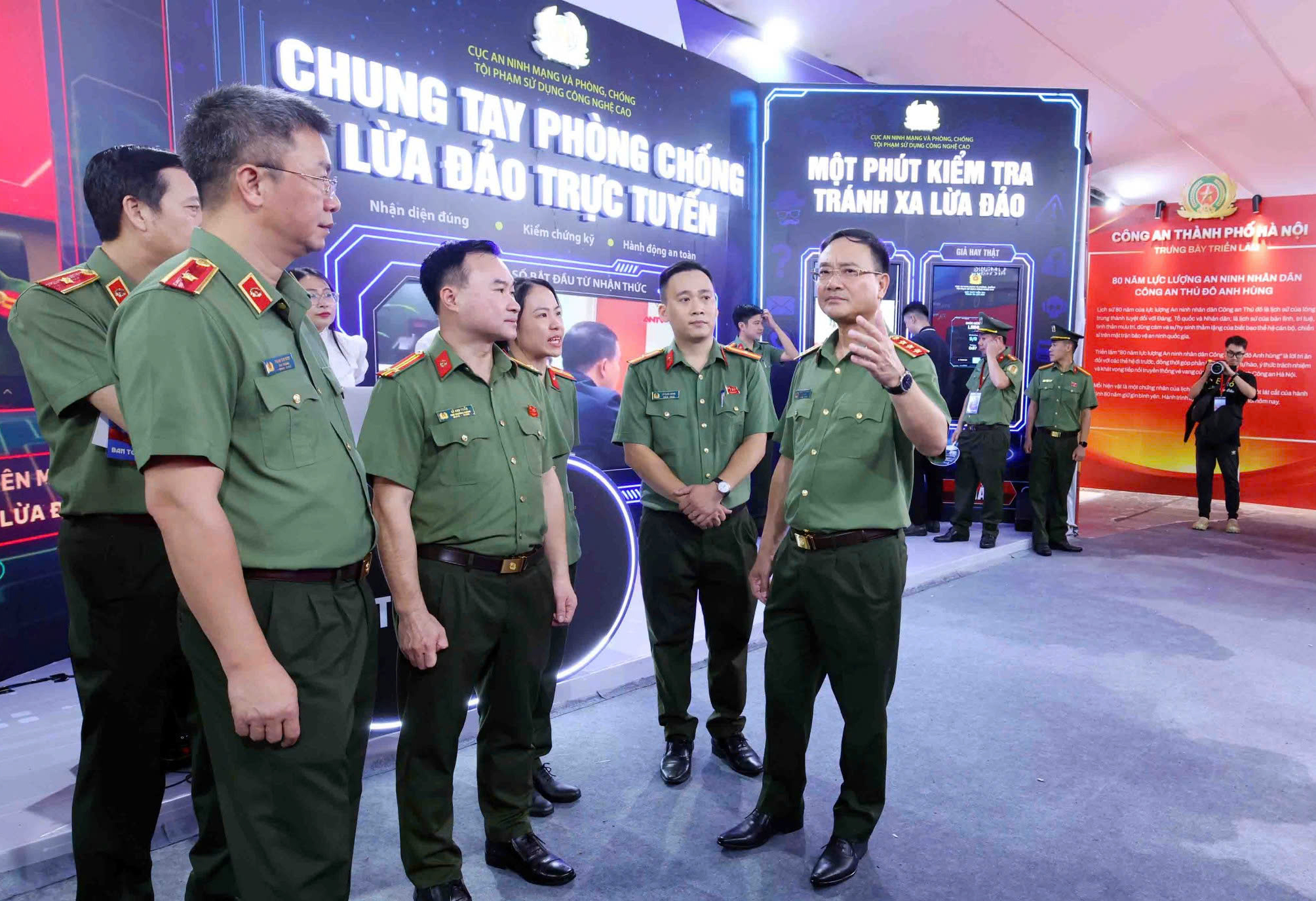 Thượng tướng Phạm Thế Tùng: Lực lượng an ninh nhân dân là 'lá chắn thép' bảo vệ Tổ quốc- Ảnh 1.