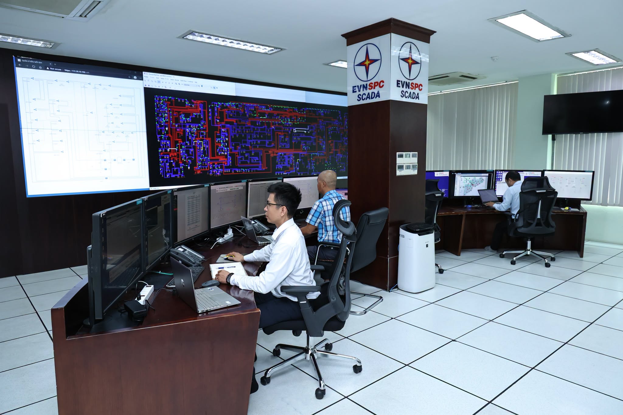 EVNSPC bảo đảm điện cho tăng trưởng, tăng tốc đầu tư hạ tầng điện phía Nam- Ảnh 5.