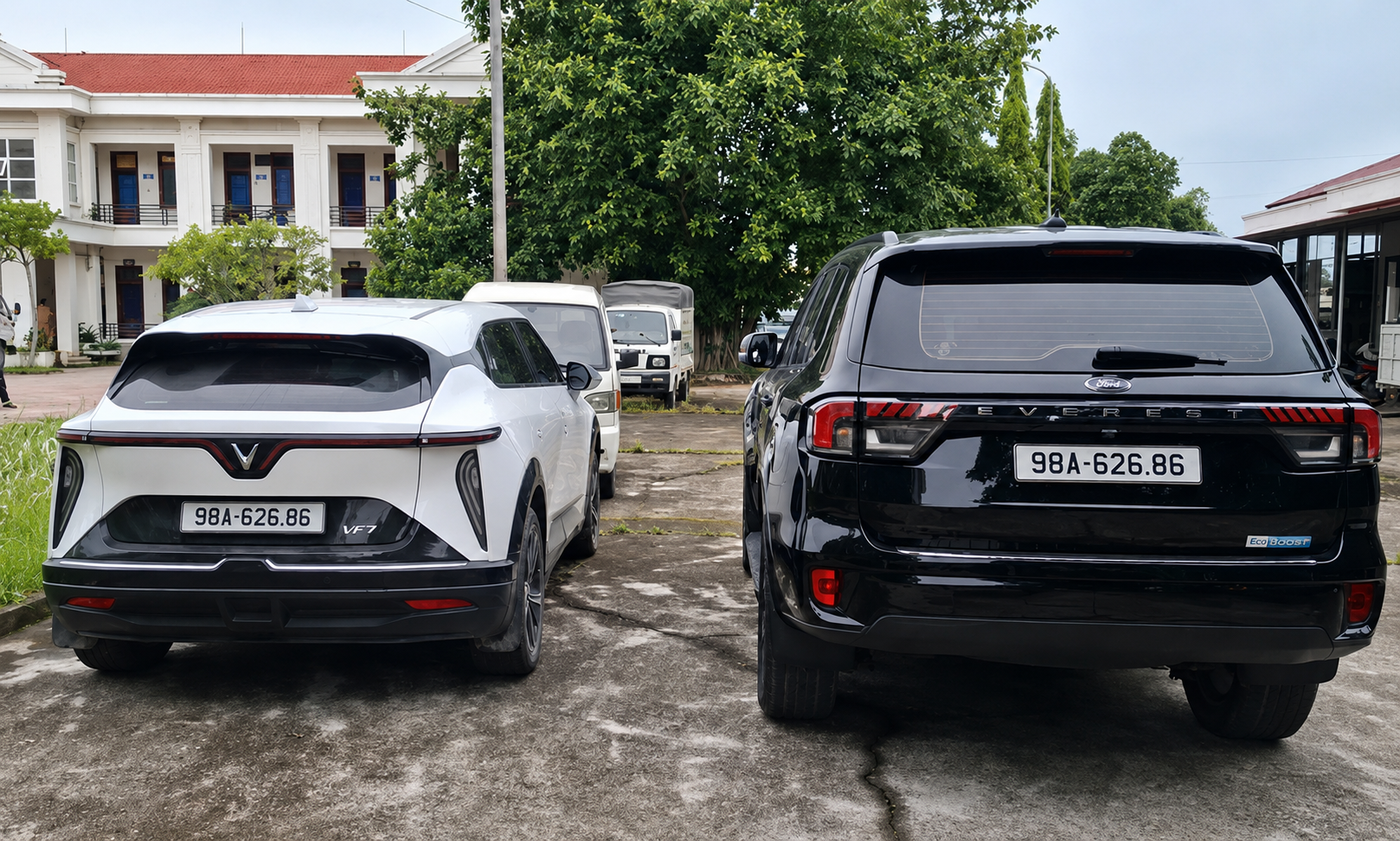 Gắn biển số 'phát lộc' để phông bạt, tài xế mất 40 triệu đồng - Ảnh 2.