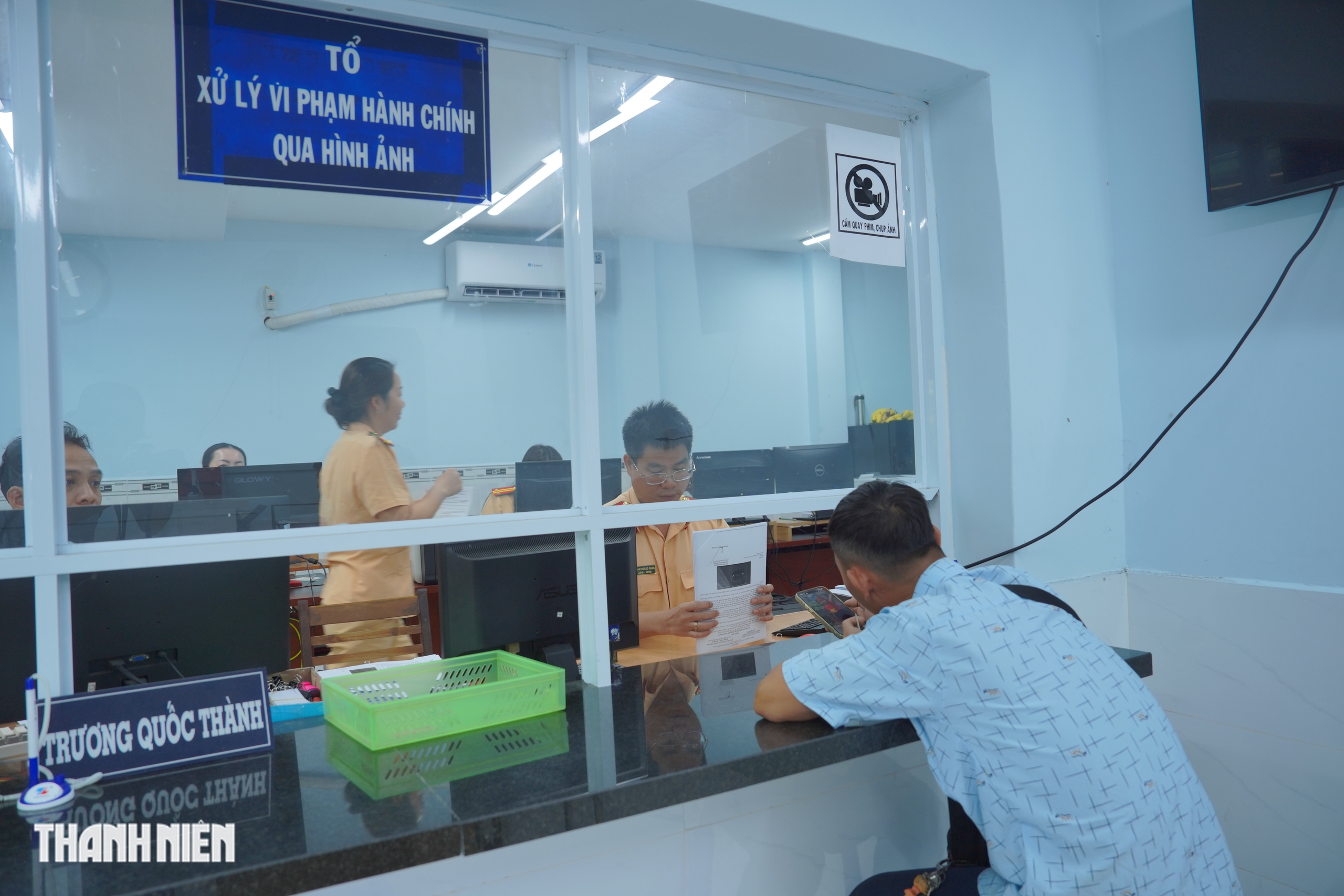 Người dân gửi hình ảnh vi phạm, gần 3.000 trường hợp bị CSGT xử lý - Ảnh 1.