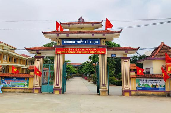 Vụ ti&ecirc;u cực thi ở Quảng Trị: Đề nghị hủy kết quả thi con hiệu trưởng- Ảnh 1.
