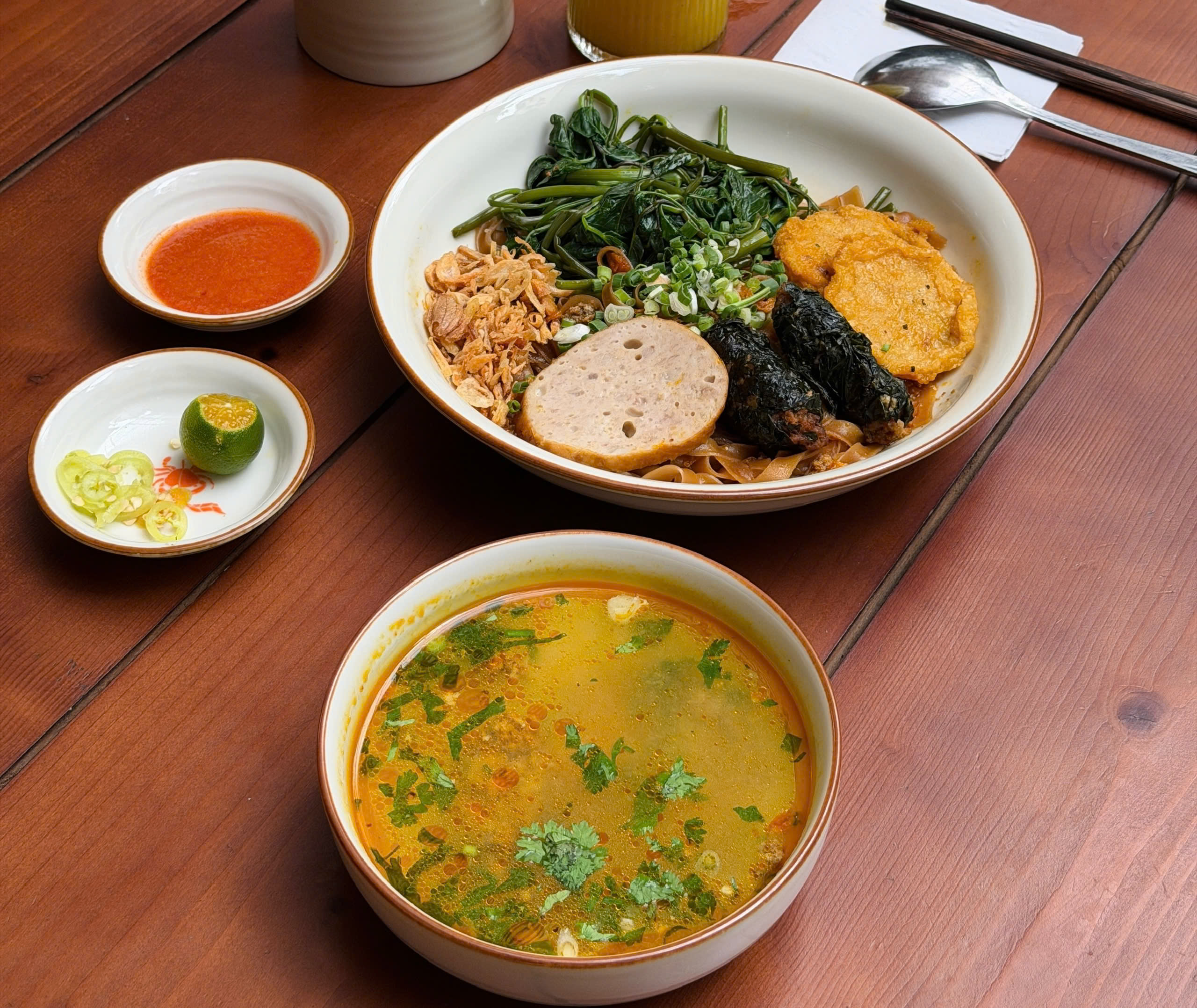 B&aacute;nh đa cua D&igrave; L&yacute; &ndash; thương hiệu ẩm thực th&uacute; vị giữa S&agrave;i G&ograve;n - Ảnh 7.