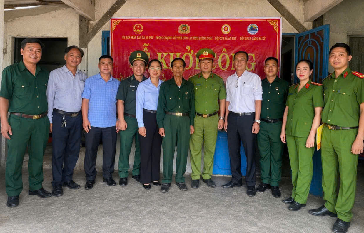 Một căn nhà, nhiều nghĩa tình - Ảnh 1.