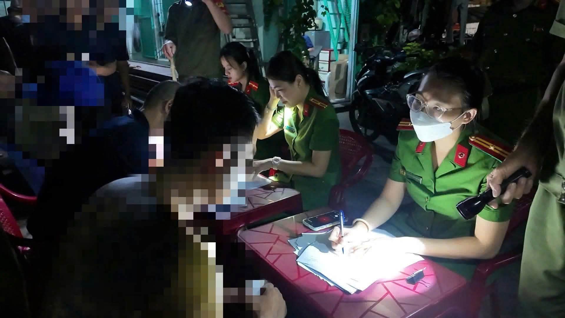 Thiếu tướng Nguyễn Hữu Hợp yêu cầu quyết liệt 'làm sạch' địa bàn ma túy- Ảnh 2.
