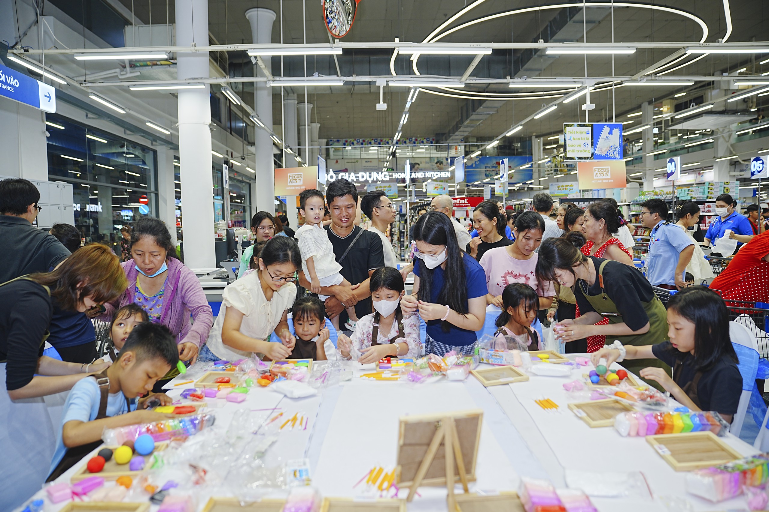 Bán lẻ bước vào mùa cao điểm phục vụ nhu cầu dinh dưỡng học đường- Ảnh 6.