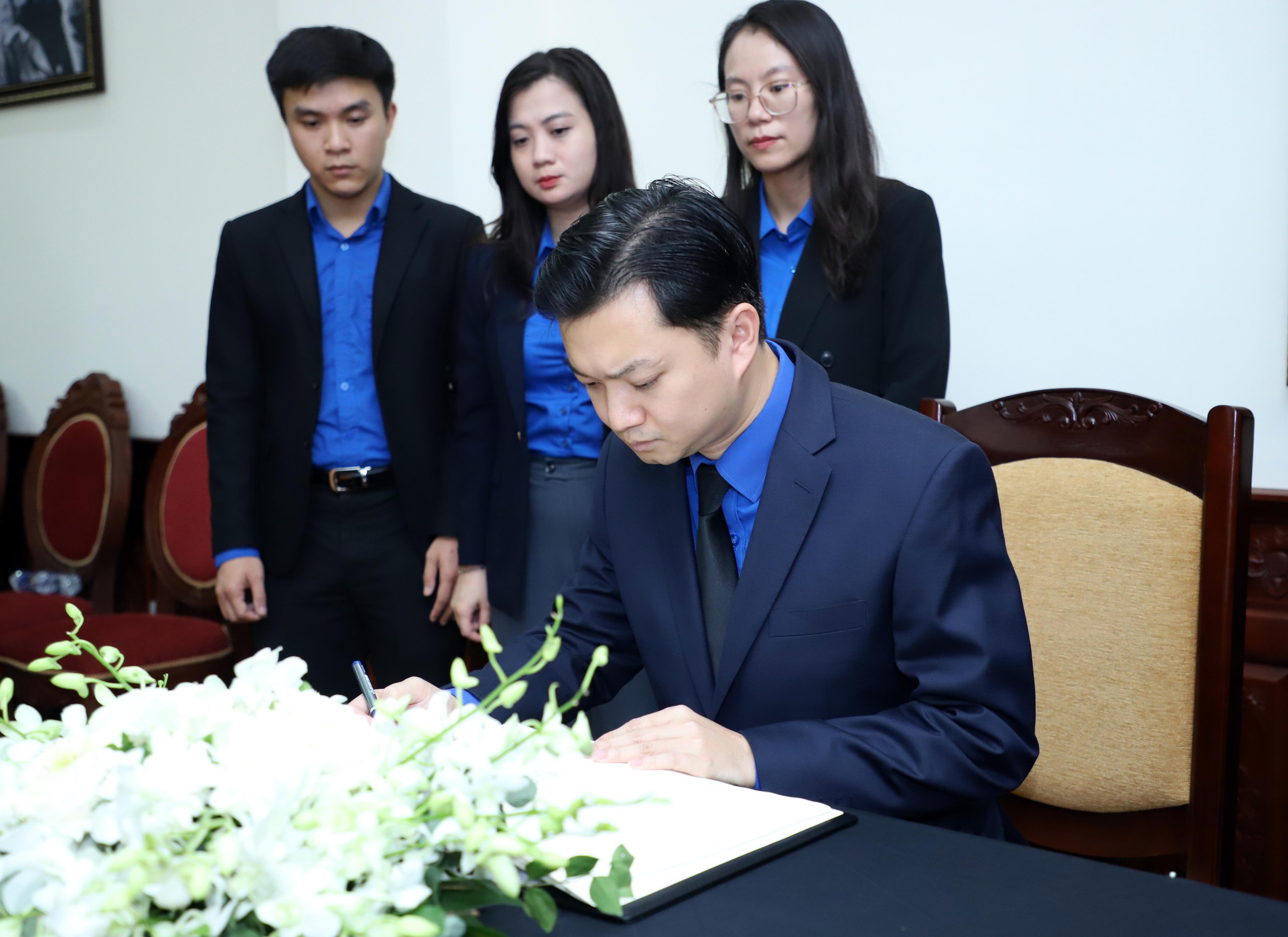 Lãnh đạo T.Ư Đoàn viếng Chủ tịch Quốc hội Lào- Ảnh 4.