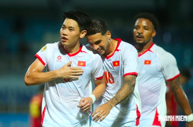 HLV Kim Sang-sik sẽ dành bất ngờ nào cho Malaysia ở bán kết ASEAN Cup 2026?
- Ảnh 2.