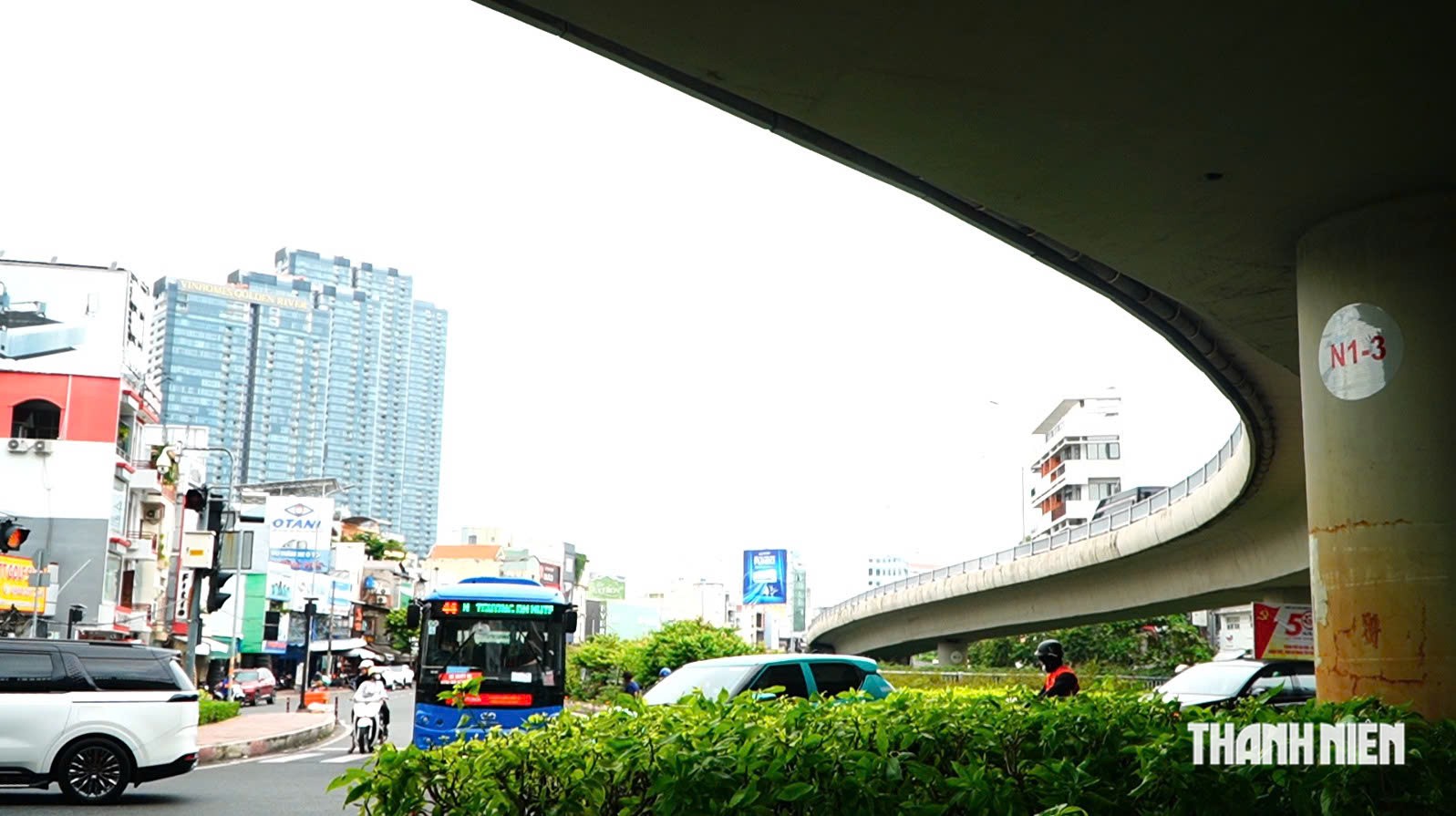 Người d&acirc;n vẫn &ldquo;sốt ruột&rdquo; d&ugrave; đi xe bu&yacute;t miễn ph&iacute;, l&yacute; do l&agrave; g&igrave;? - Ảnh 2.