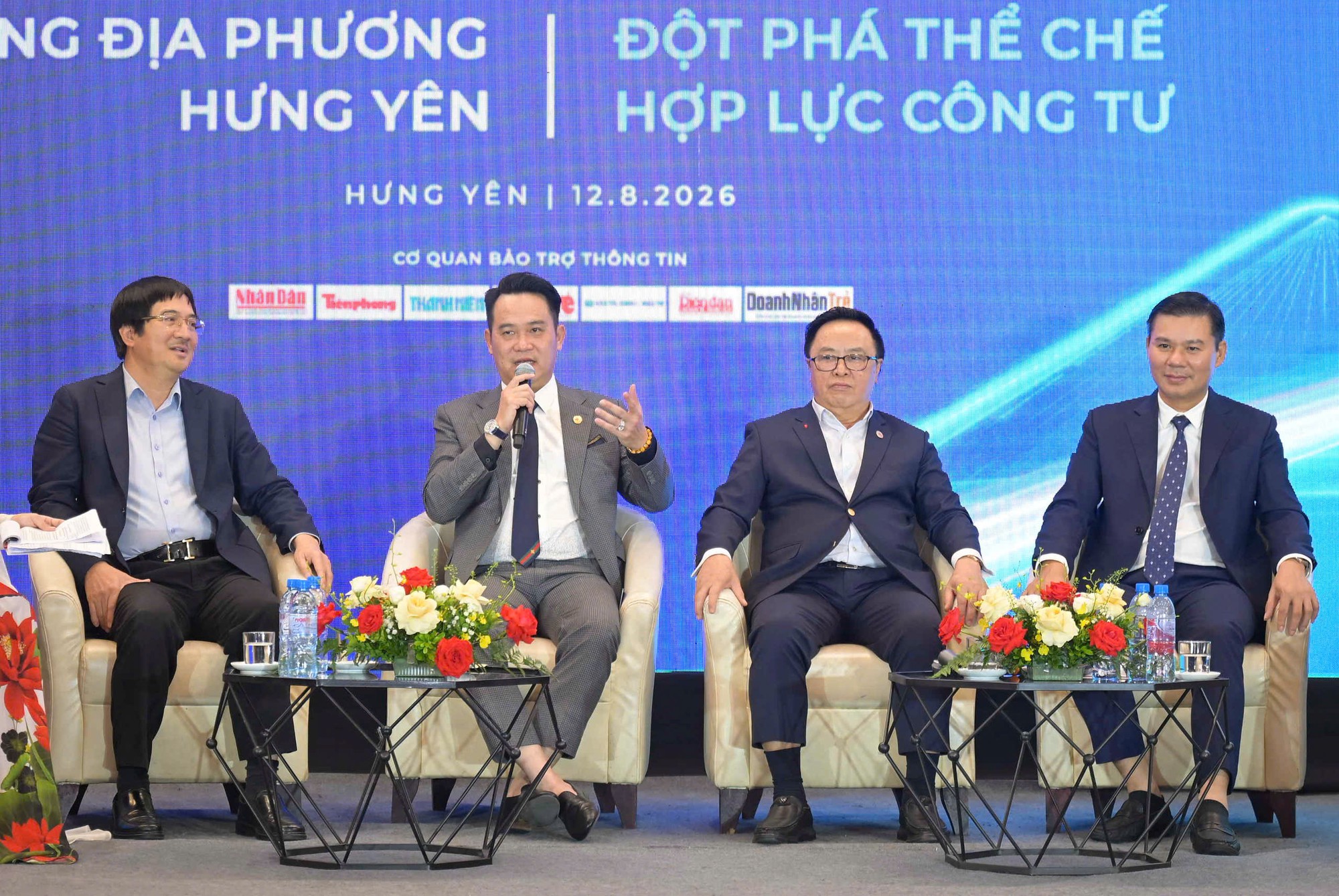 Doanh nghiệp cần là biết rõ thủ tục mất bao lâu, đầu mối nào chịu trách nhiệm? - Ảnh 2.
