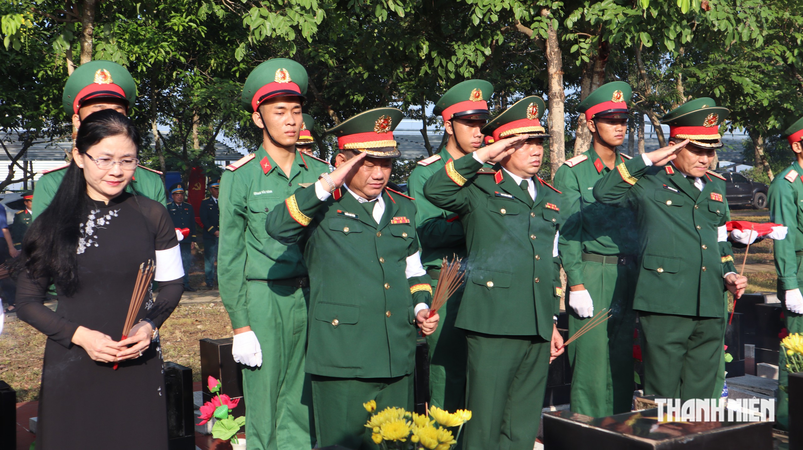 Đồng Nai: Trang trọng lễ truy điệu, an táng 29 hài cốt liệt sĩ- Ảnh 16.