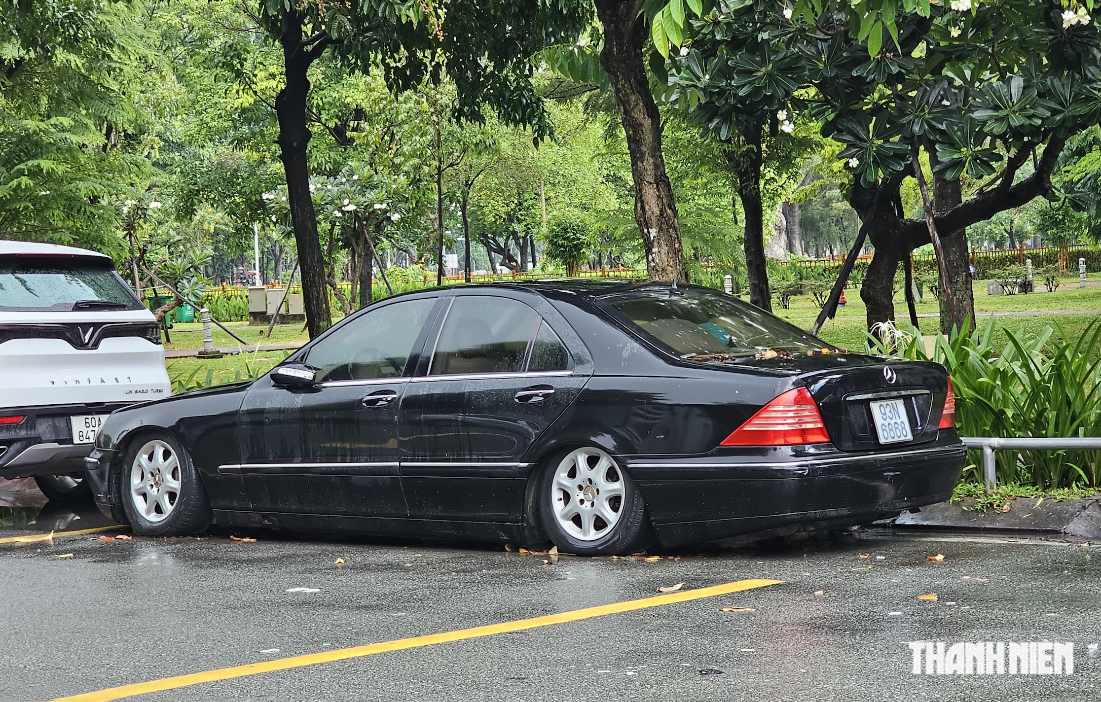 Mercedes biển số 6868 nằm bên đường nhiều tháng gần sân bay Tân Sơn Nhất: Chuyện gì xảy ra?- Ảnh 3.