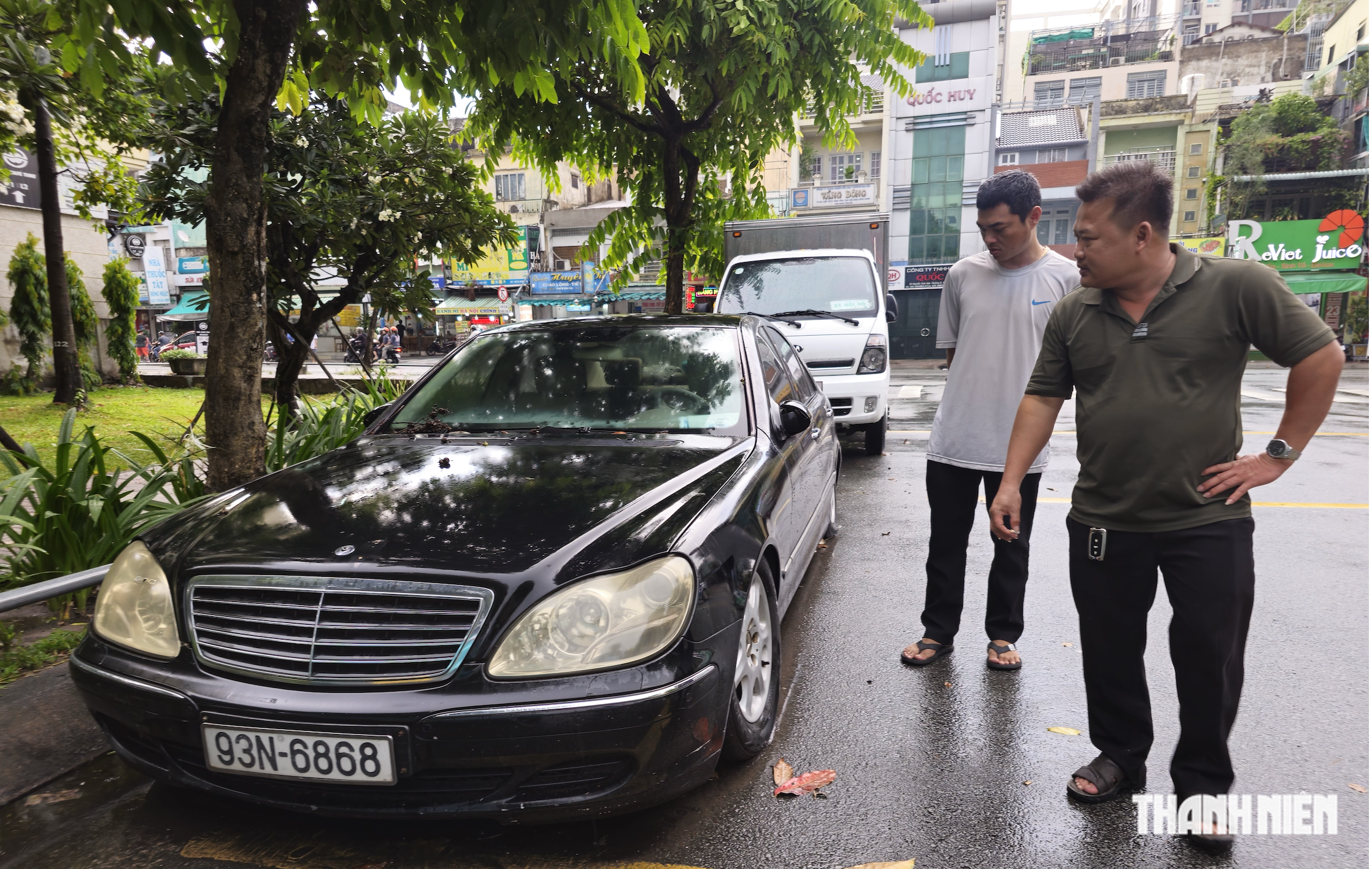 Mercedes biển số 6868 nằm bên đường nhiều tháng gần sân bay Tân Sơn Nhất: Chuyện gì xảy ra?- Ảnh 2.