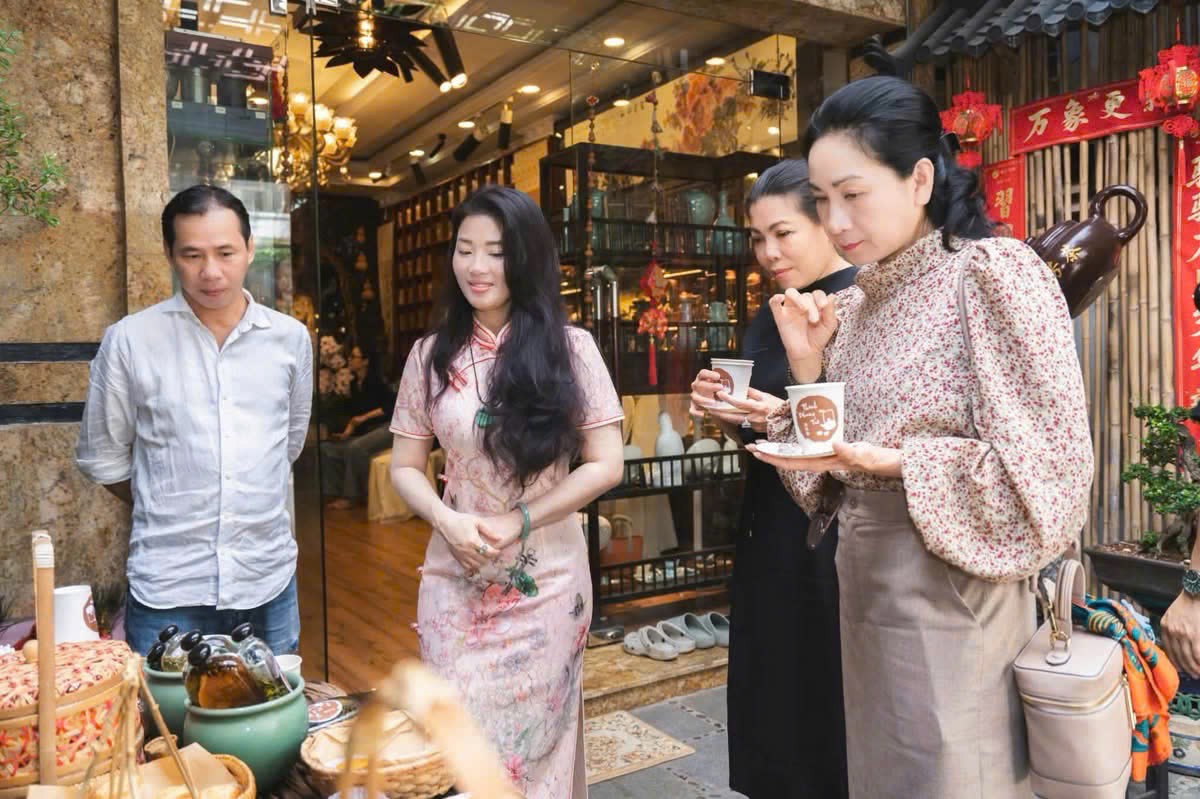 Chạm vào dòng chảy ngàn năm từ một chén trà - Ảnh 3.