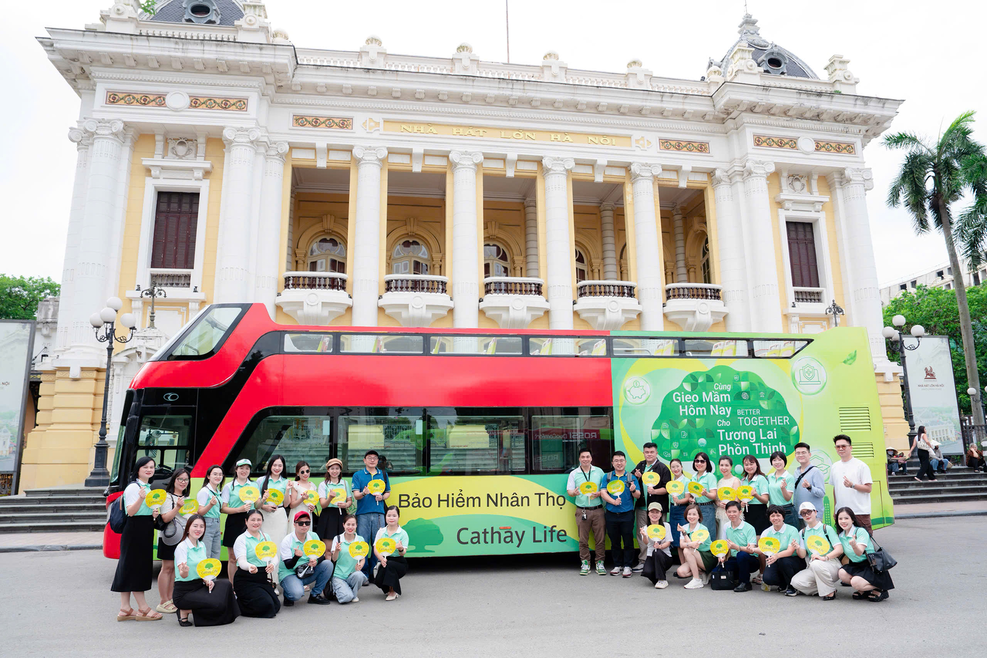 18 năm đồng hành cùng Việt Nam - Cathay Life Việt Nam kiên định kiến tạo giá trị bền vững - Ảnh 2.