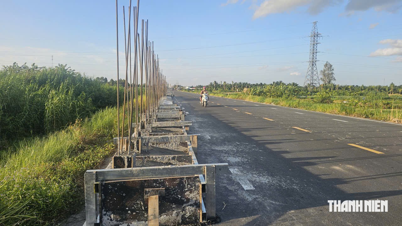 Bất an với con đường ngàn tỉ đang thi công, vật liệu ngổn ngang ở Vĩnh Long- Ảnh 4.