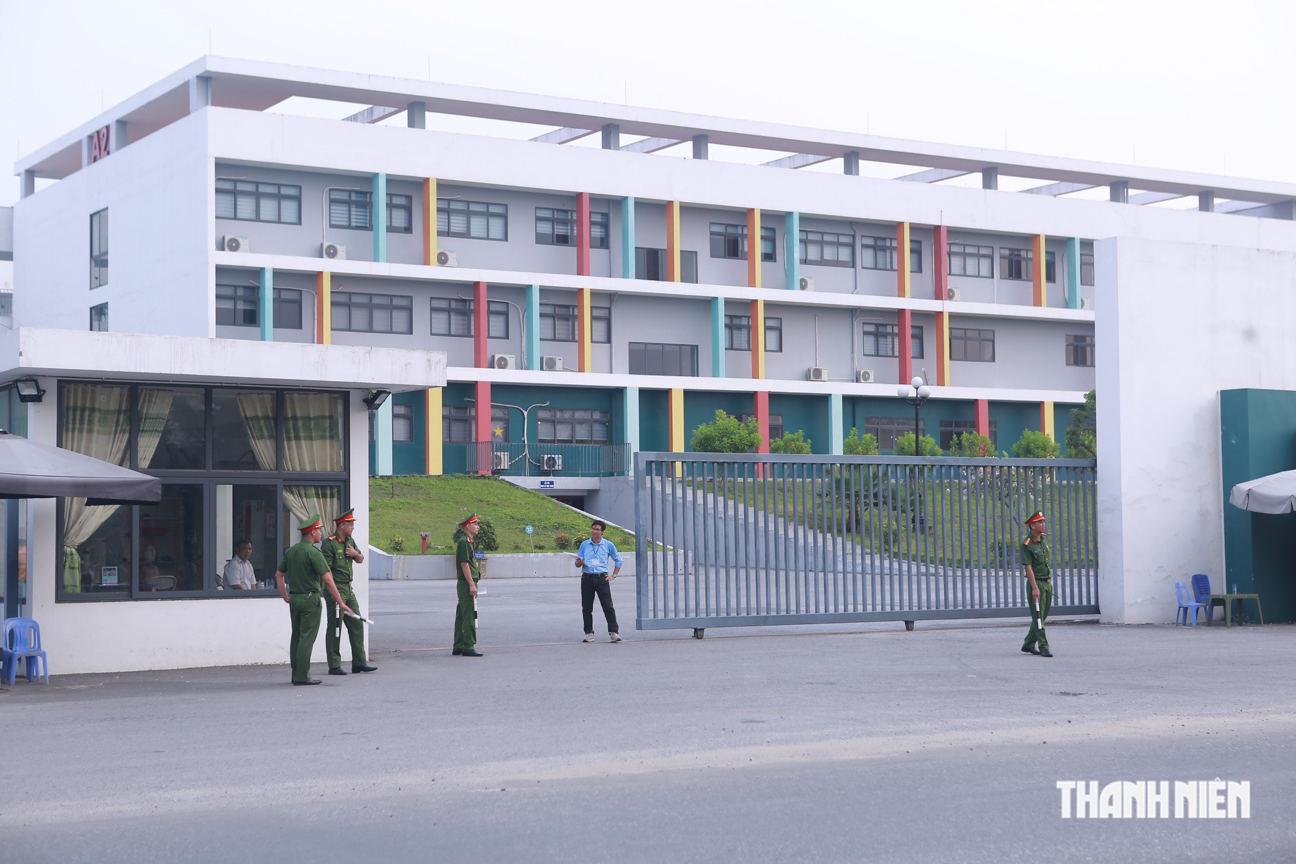 S&aacute;ng nay, th&iacute; sinh chuy&ecirc;n Tuy&ecirc;n Quang thi lại m&ocirc;n đầu ti&ecirc;n- Ảnh 2.