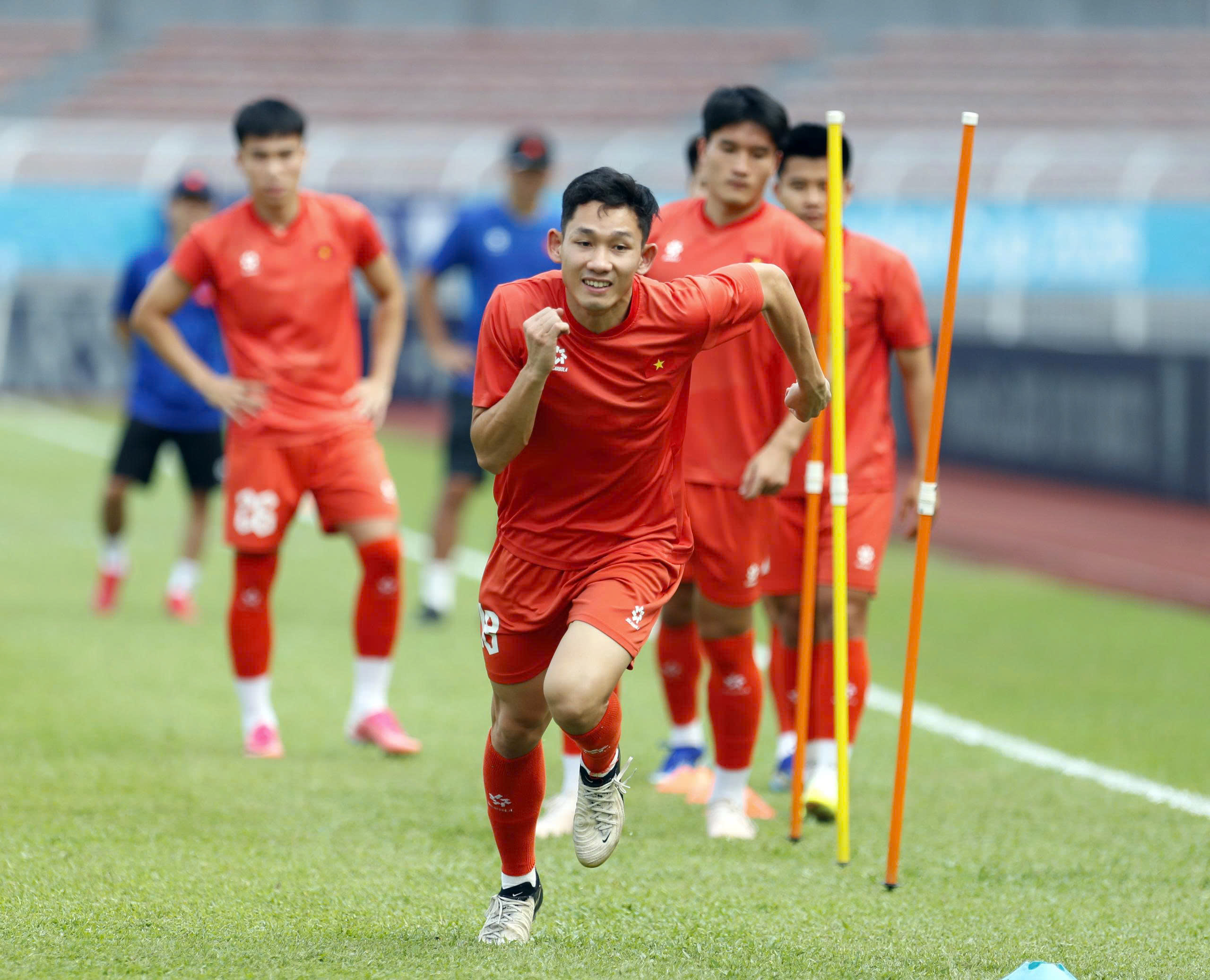 Báo Malaysia lo Đình Bắc làm khổ chủ nhà, nếu Việt Nam thắng có được FIFA cộng điểm?- Ảnh 8.