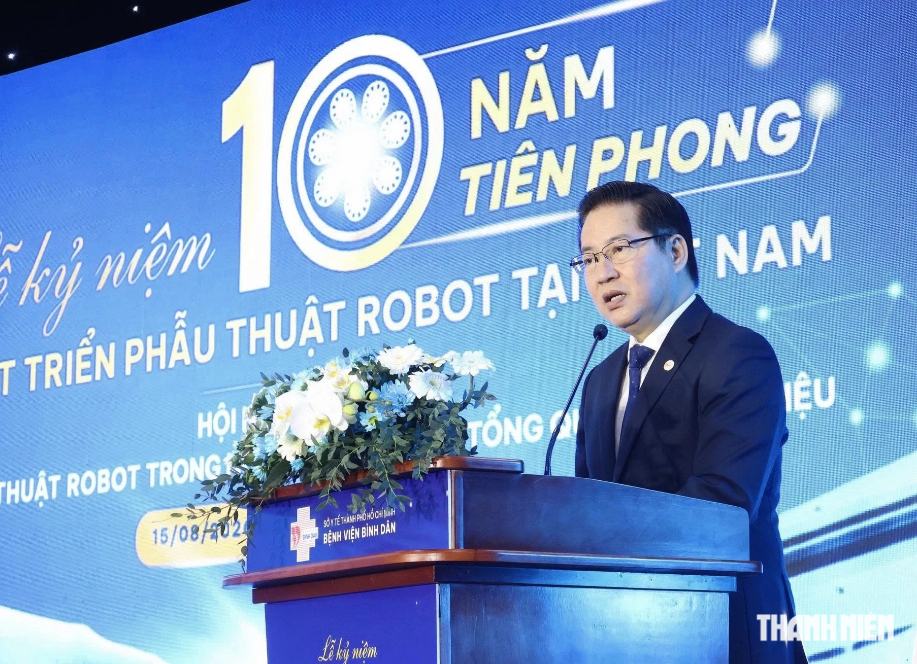 Bệnh viện Bình Dân xác lập kỷ lục Việt Nam với gần 4.300 ca phẫu thuật robot - Ảnh 2.
