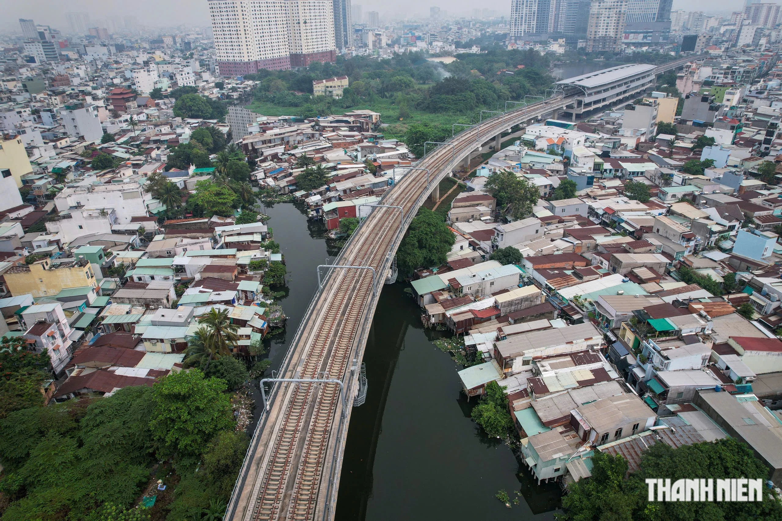 Dự án cải tạo rạch Văn Thánh dài 2,24 km: Người dân TP.HCM lo nhất điều gì? - Ảnh 1.