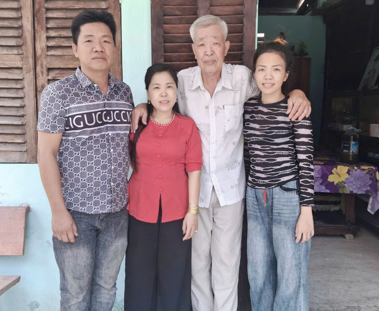 Từ thông tin ít ỏi, công an giúp cha con đoàn tụ sau 43 năm thất lạc- Ảnh 5.