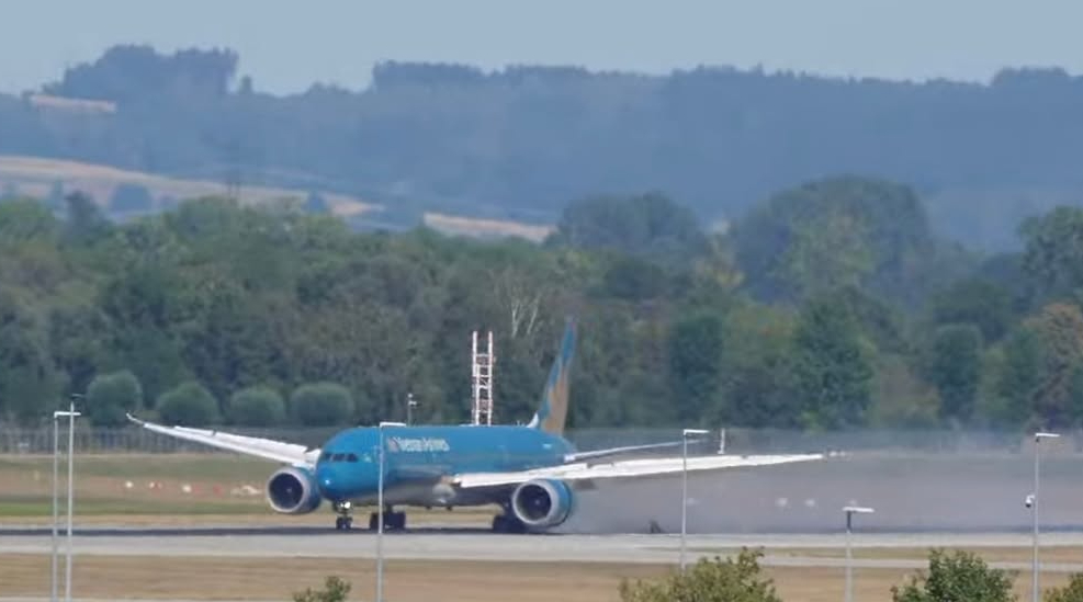 Sự cố máy bay Vietnam Airlines quay đầu hạ cánh Munich: Bộ Xây dựng chỉ đạo nóng- Ảnh 1.