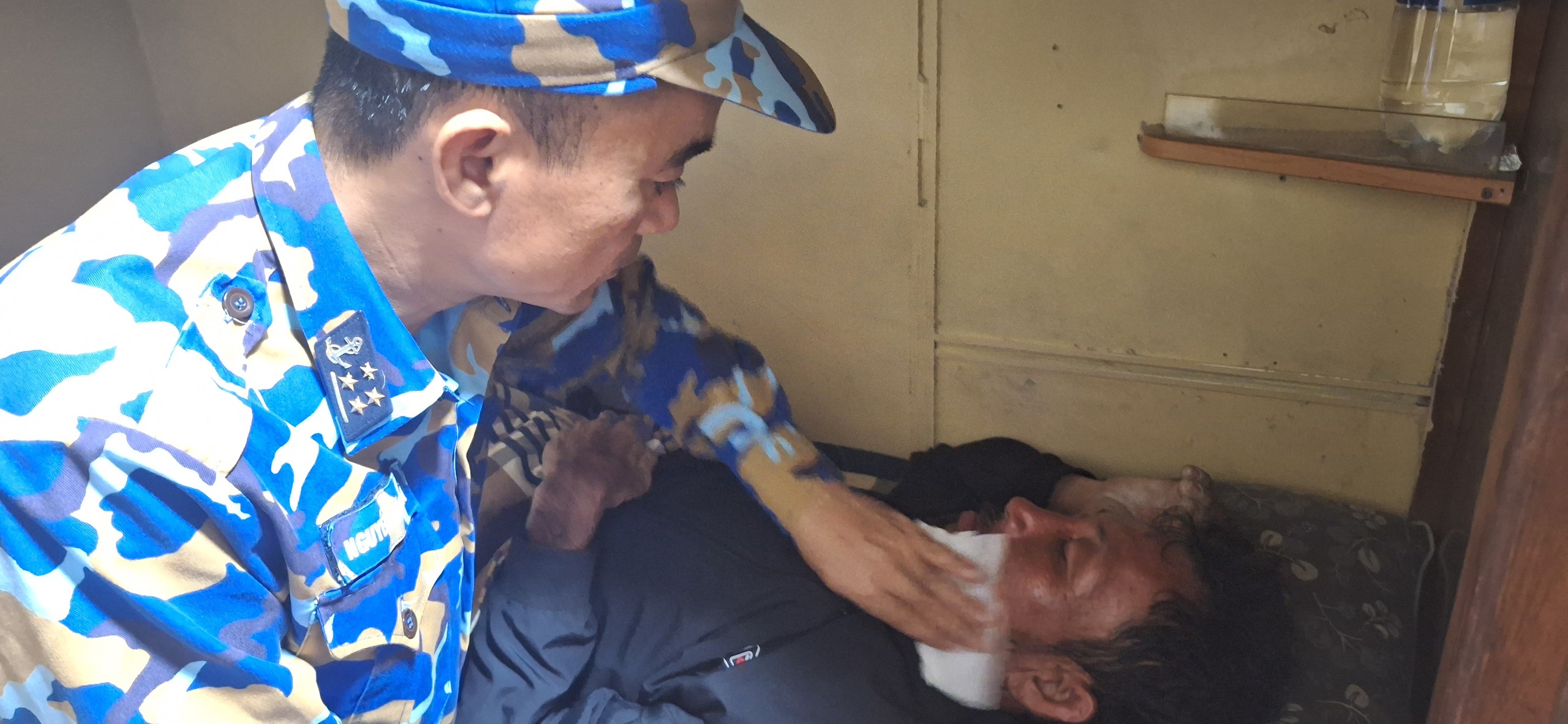 Ngư dân 4 ngày lênh đênh trên biển: 'Nếu qua một đêm nữa, tôi đã chết rồi'- Ảnh 2.